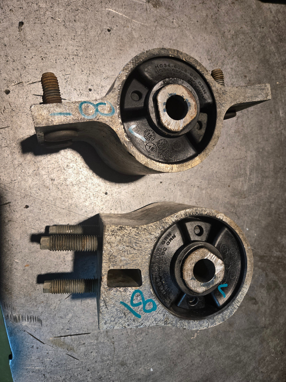 Ford HC3Z-6038-F HC3Z-6038-C - Mount - 2017-2022 F350 6.7L POWERSTROKE