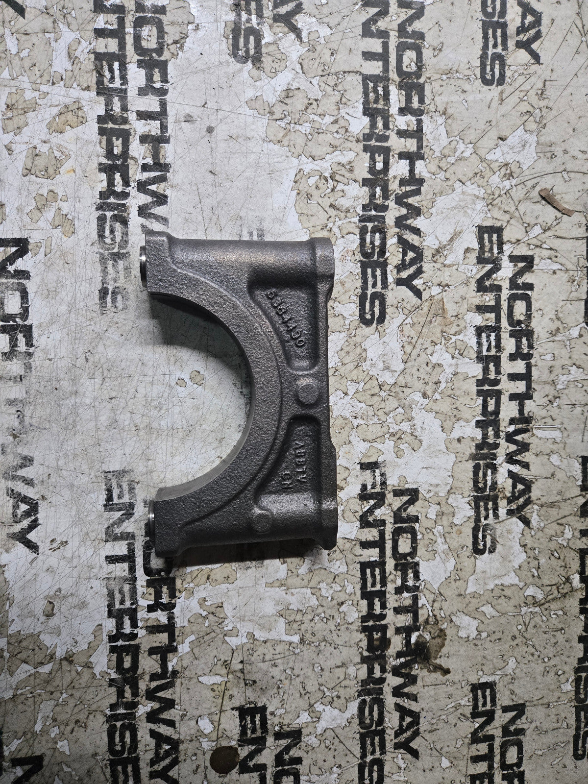 5364490 CUMMINS 6.7 2021 MAIN BEARING CAP