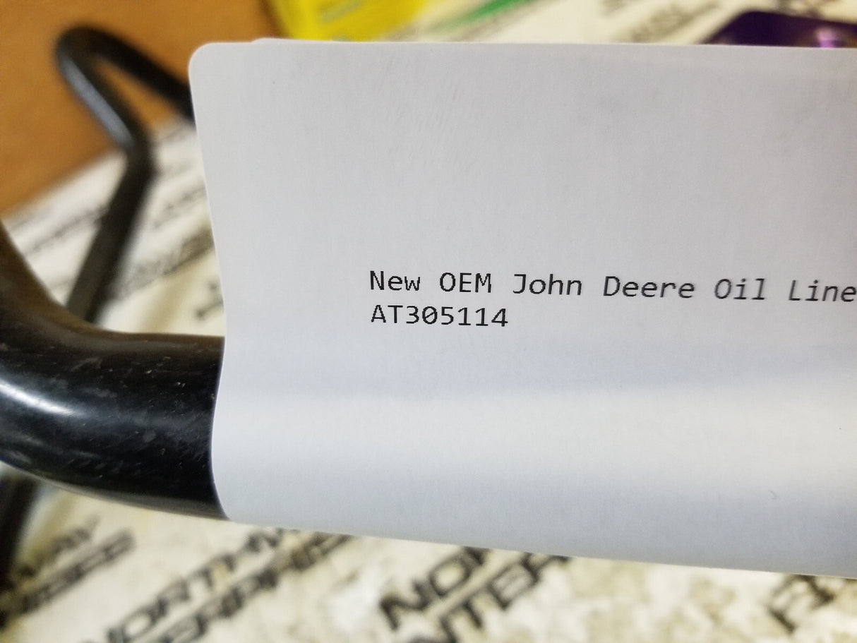 AT305114 JOHN DEERE OIL LINE