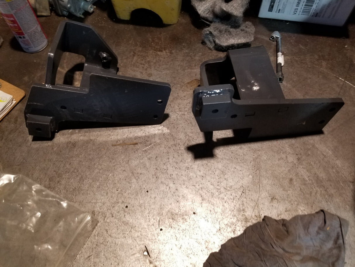 ZD3124 REAR WEIGHT BRACKET KIT / ZD33