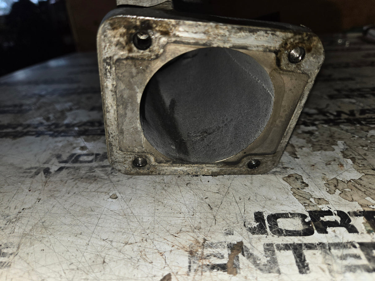 12642732 GM OEM LGH DURAMAX 6.6L TUBE,INTAKE MANIFOLD