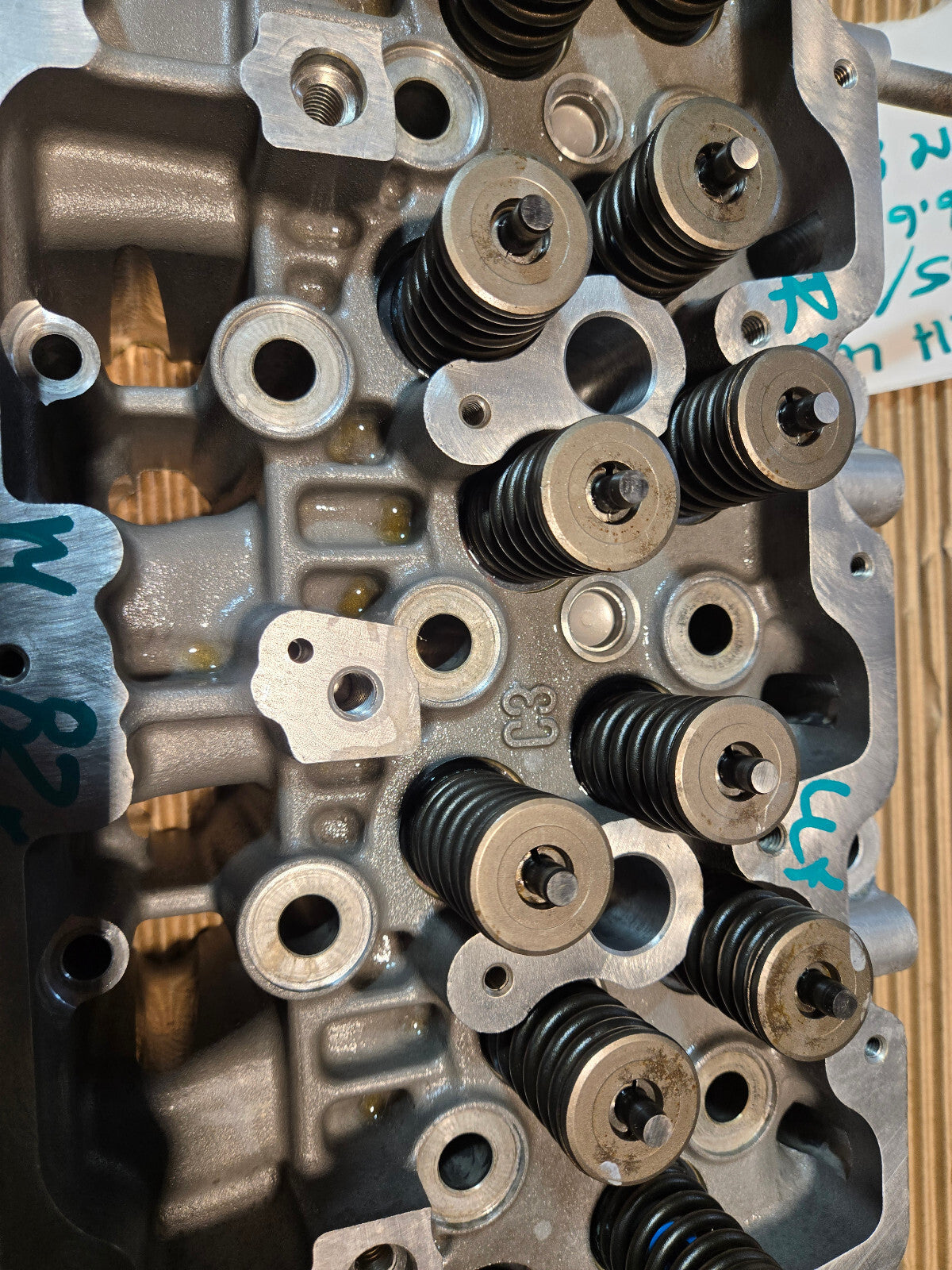 REMAN RH PASSENGER CYLINDER HEAD 6.6 DURAMAX DIESEL LLY VIN 2 97779579 REF8157