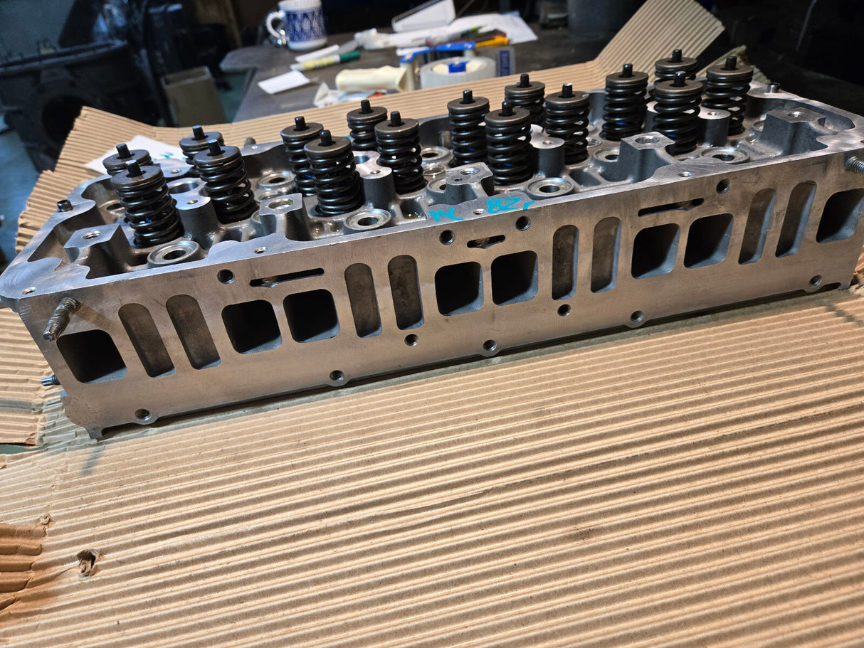 REMAN RH PASSENGER CYLINDER HEAD 6.6 DURAMAX DIESEL LLY VIN 2 97779579 REF8157