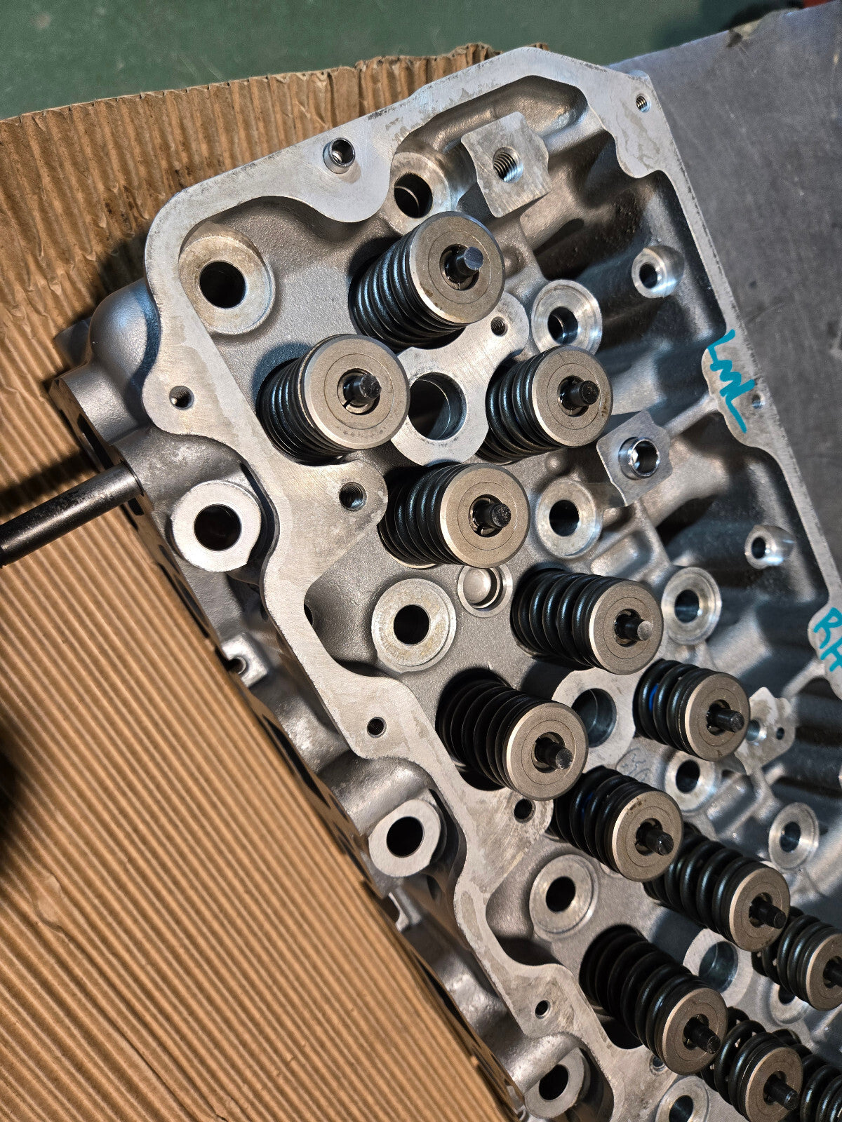 REMAN 11-16 2011-2016 LML DURAMAX 6.6L RH PASSENGER SIDE CYLINDER HEAD REF 391