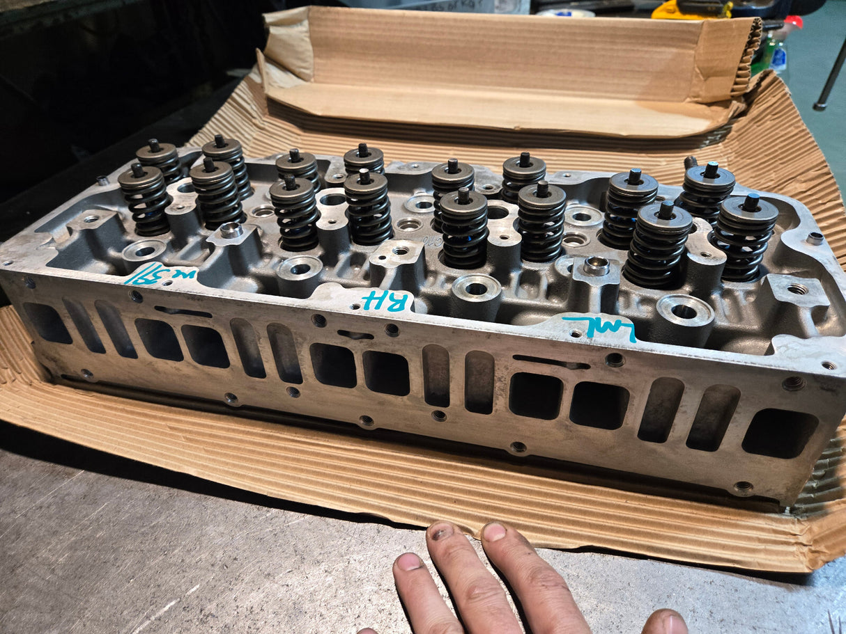 REMAN 11-16 2011-2016 LML DURAMAX 6.6L RH PASSENGER SIDE CYLINDER HEAD REF 391