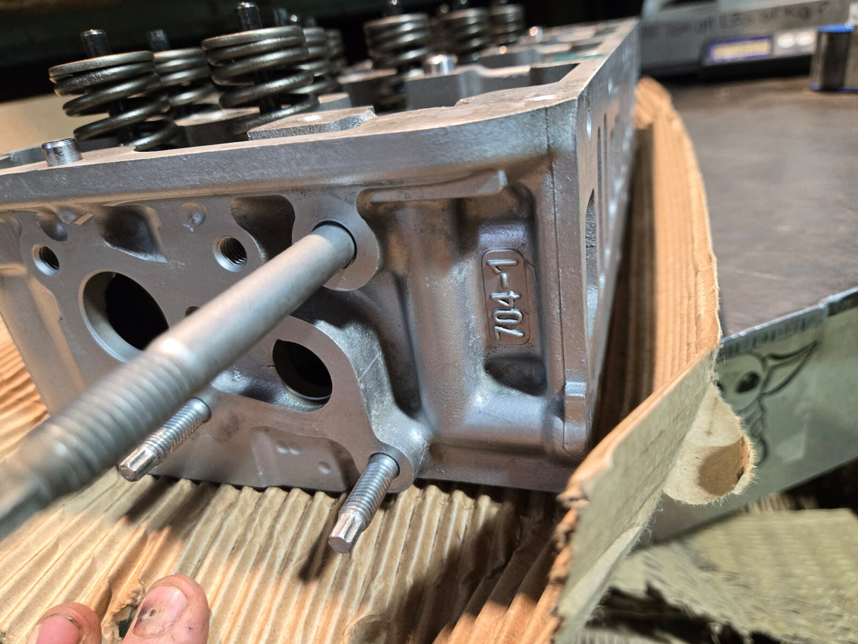 REMAN 11-16 2011-2016 LML DURAMAX 6.6L RH PASSENGER SIDE CYLINDER HEAD REF 391