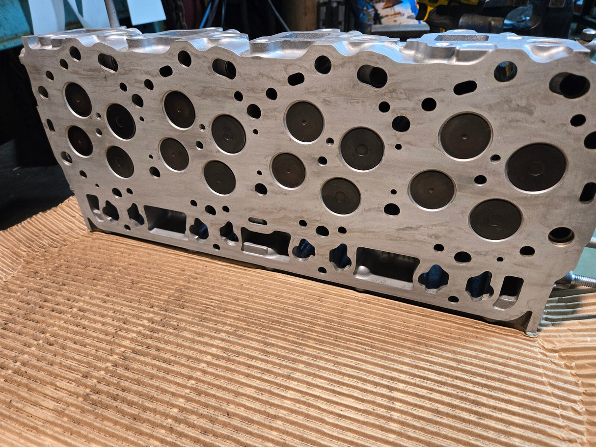 REMAN 11-16 2011-2016 LML DURAMAX 6.6L RH PASSENGER SIDE CYLINDER HEAD REF 391