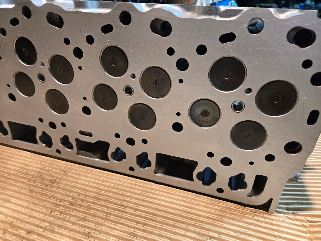 REMAN LB7 6.6L DURAMAX CYLINDER HEAD RH / PASSENGER SIDE