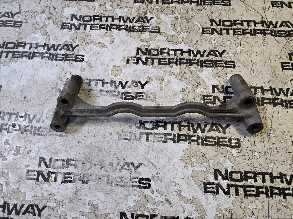 12678755 L5P 2017-2023 Chevrolet DURAMAX 6.6L Diesel Injector Fuel Rail Bracket