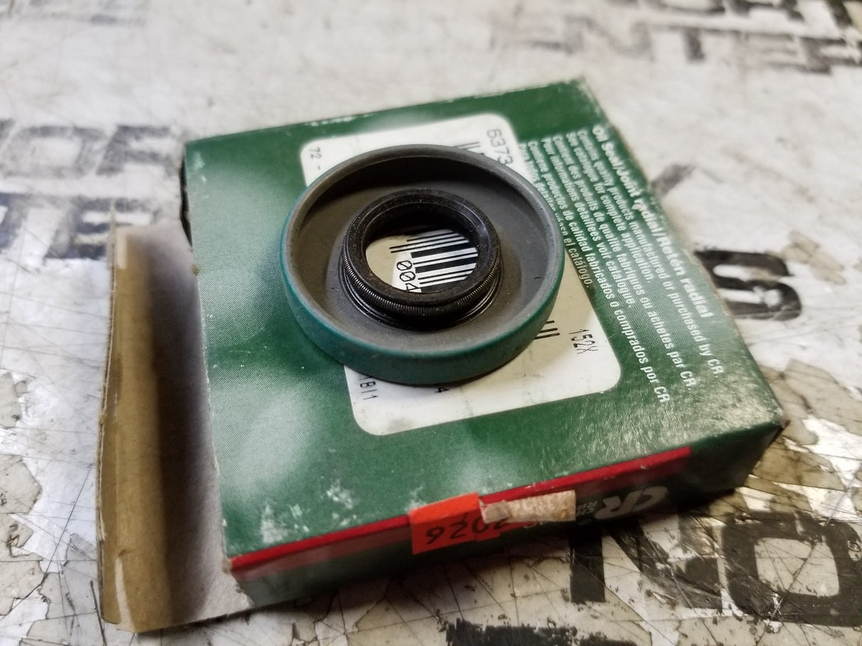 LOT OF 4PC - 6373 CR OIL SEAL