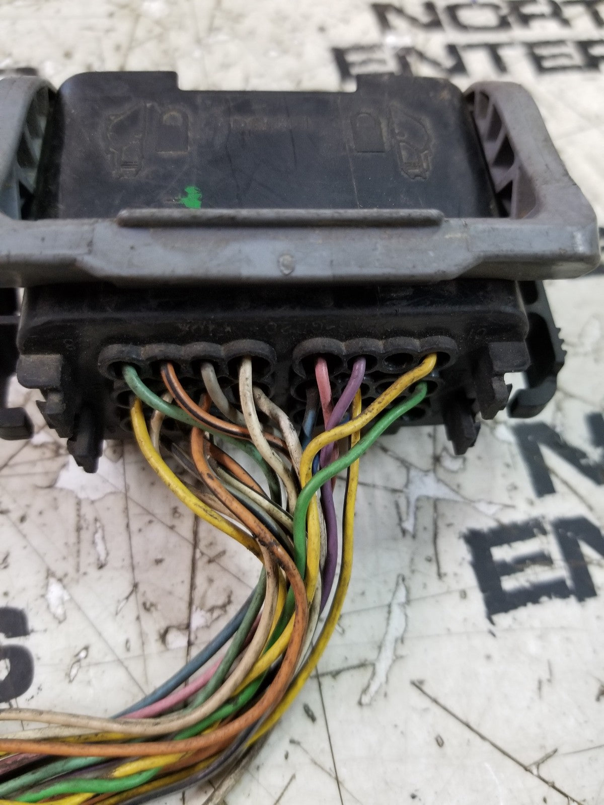 Duramax Engine Harness Pigtail Injector LLY connector engine side