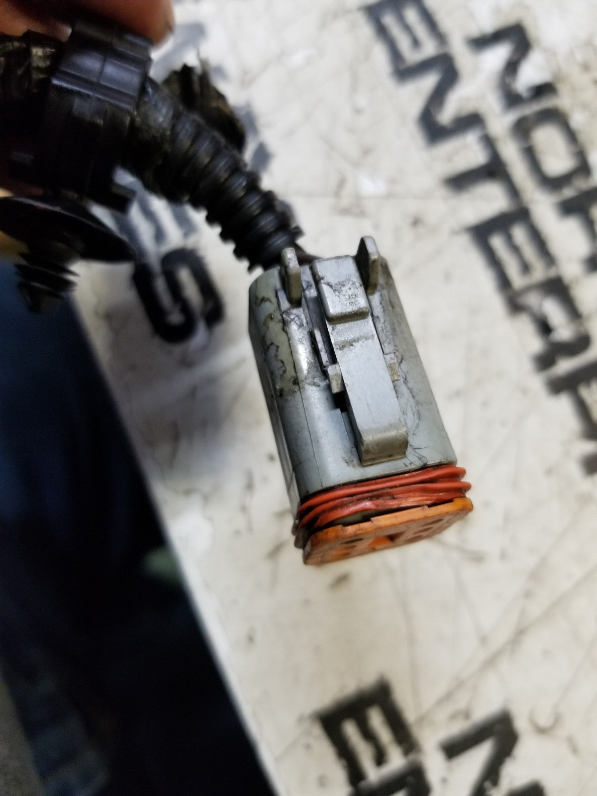 5.9L 1999-02 CUMMINS 24V VP44 ENGINE HARNESS PIGTAIL 6 SOCKET 6 WIRE