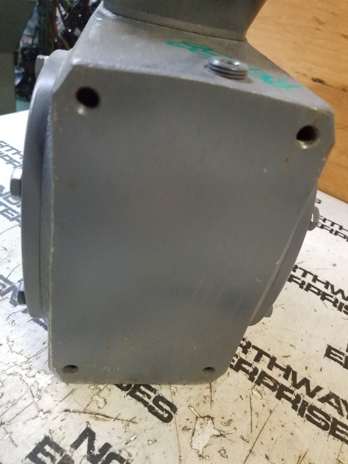 Boston Gear 30275780 H02068 SF726-40K-B5-G1 WORM SPEED REDUCER