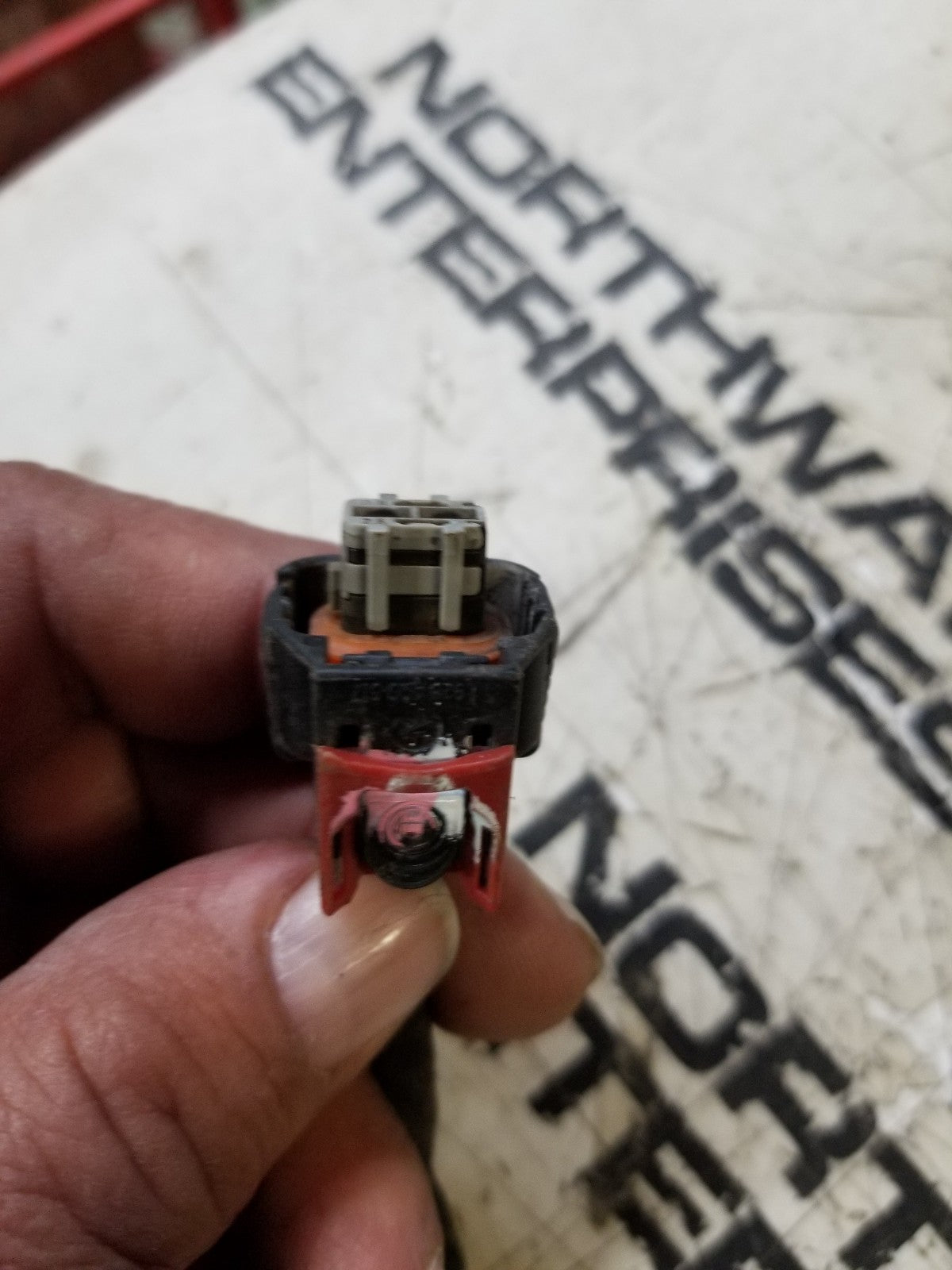 6.6L DURAMAX L5P 2017+ ENGINE HARNESS PIGTAIL 2 SOCKET 2 WIRE INJECTOR CONNECTOR