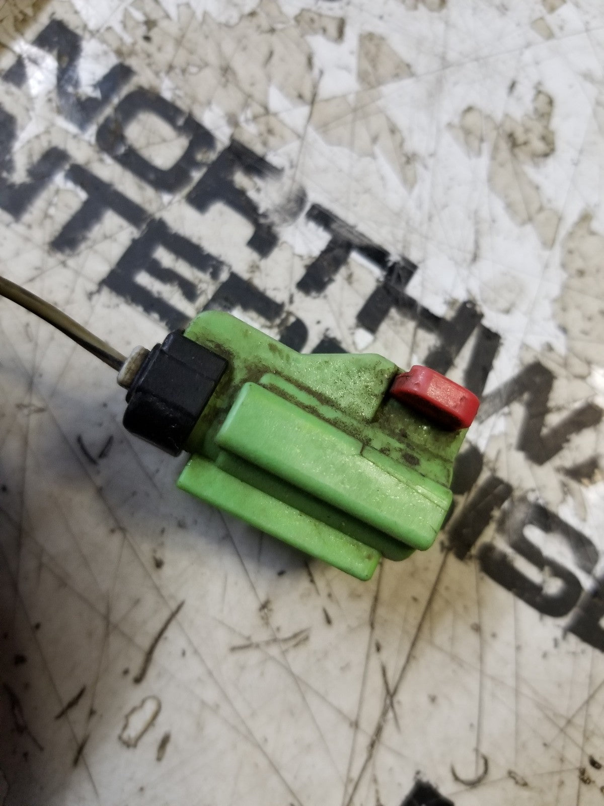 5.9L 1999-02 CUMMINS 24V VP44 ENGINE HARNESS PIGTAIL 2 SOCKET 1 WIRE