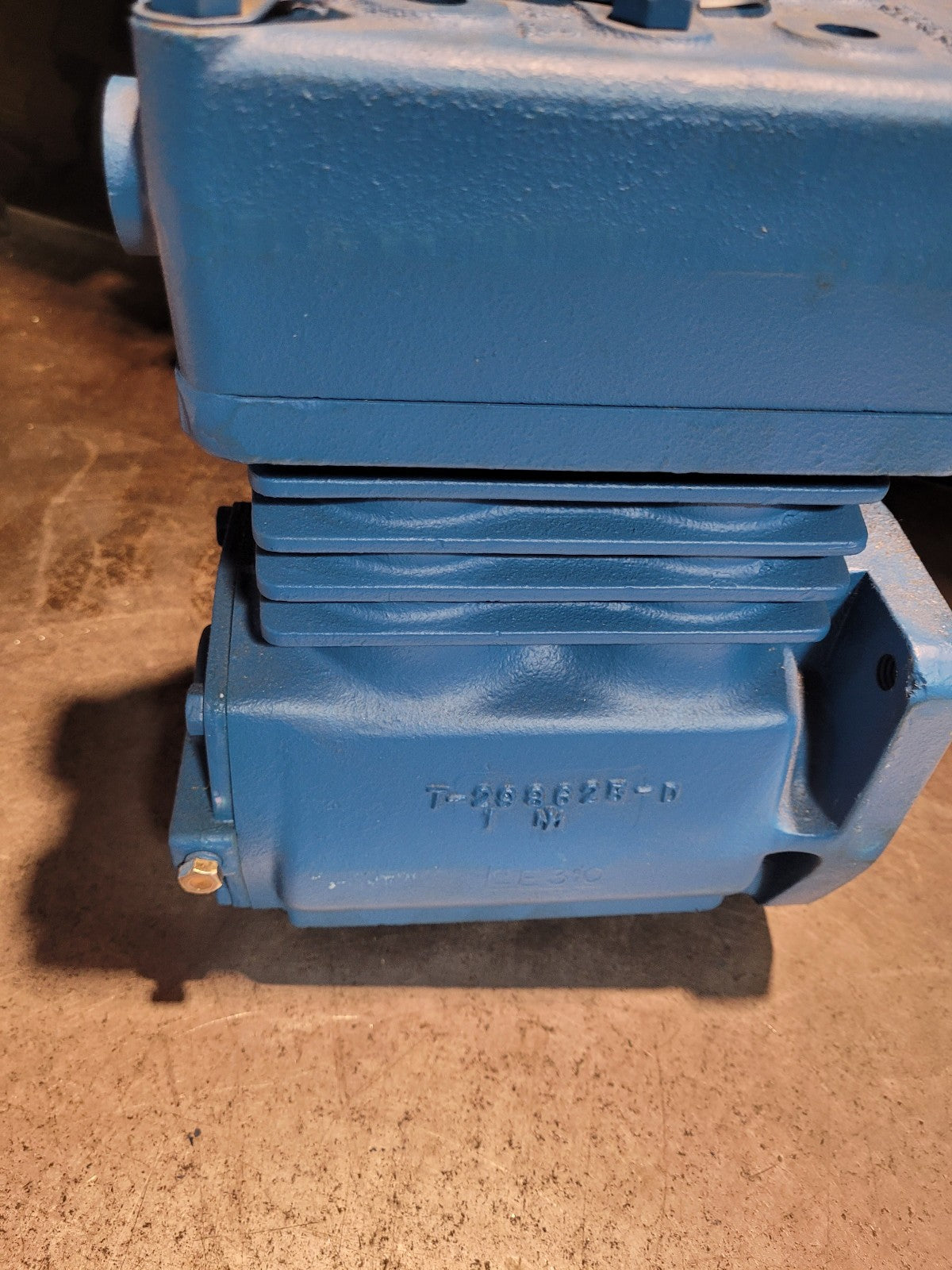 TU-FLO 750 107500 AIR COMPRESSOR BENDIX