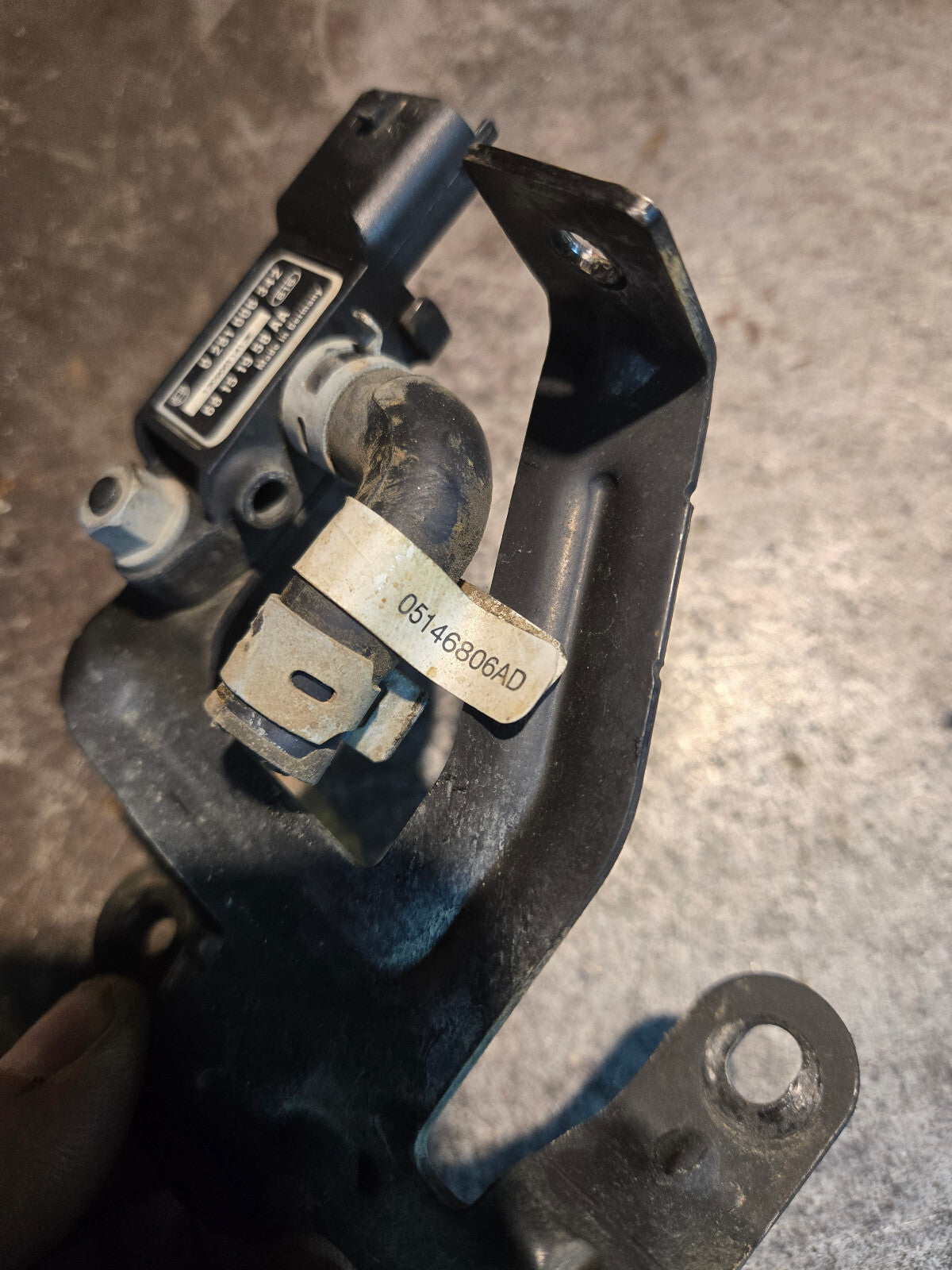 Turbo Pressure Sensor 0281006342 Bracket 2014-2018 DODGE RAM 1500 3.0l diesel