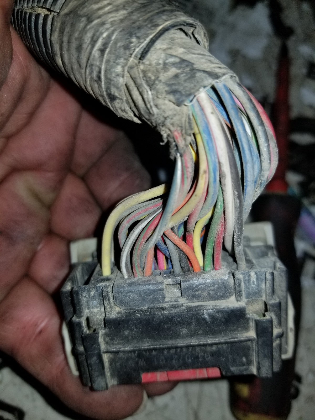 6.0L POWERSTROKE ENGINE HARNESS PIGTAIL CONNECTOR