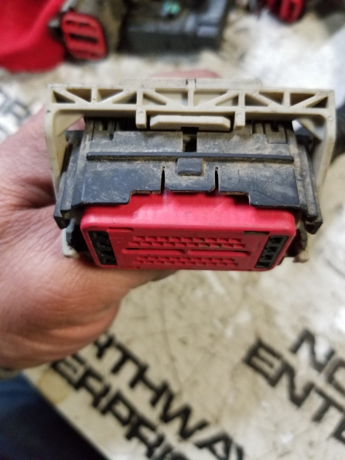 6.0L POWERSTROKE ENGINE HARNESS PIGTAIL CONNECTOR