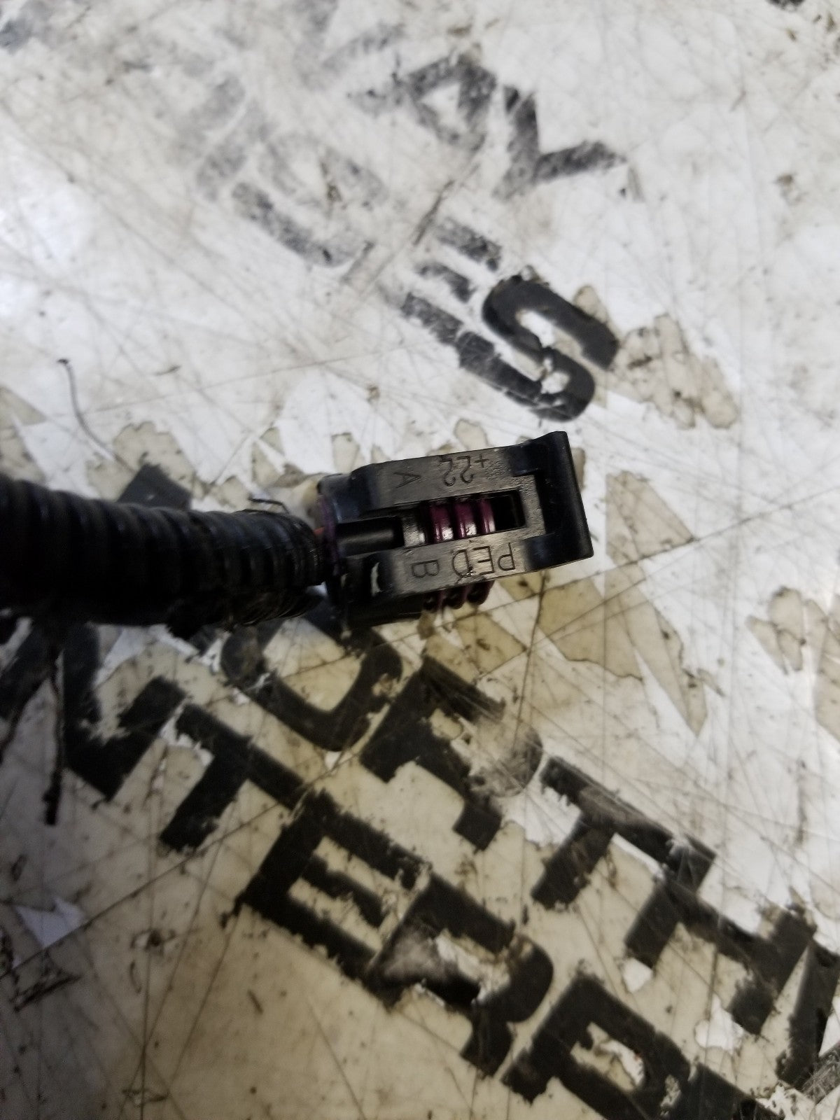 5.9L 1999-02 CUMMINS 24V VP44 ENGINE HARNESS PIGTAIL 3 SOCKET 3 WIRE