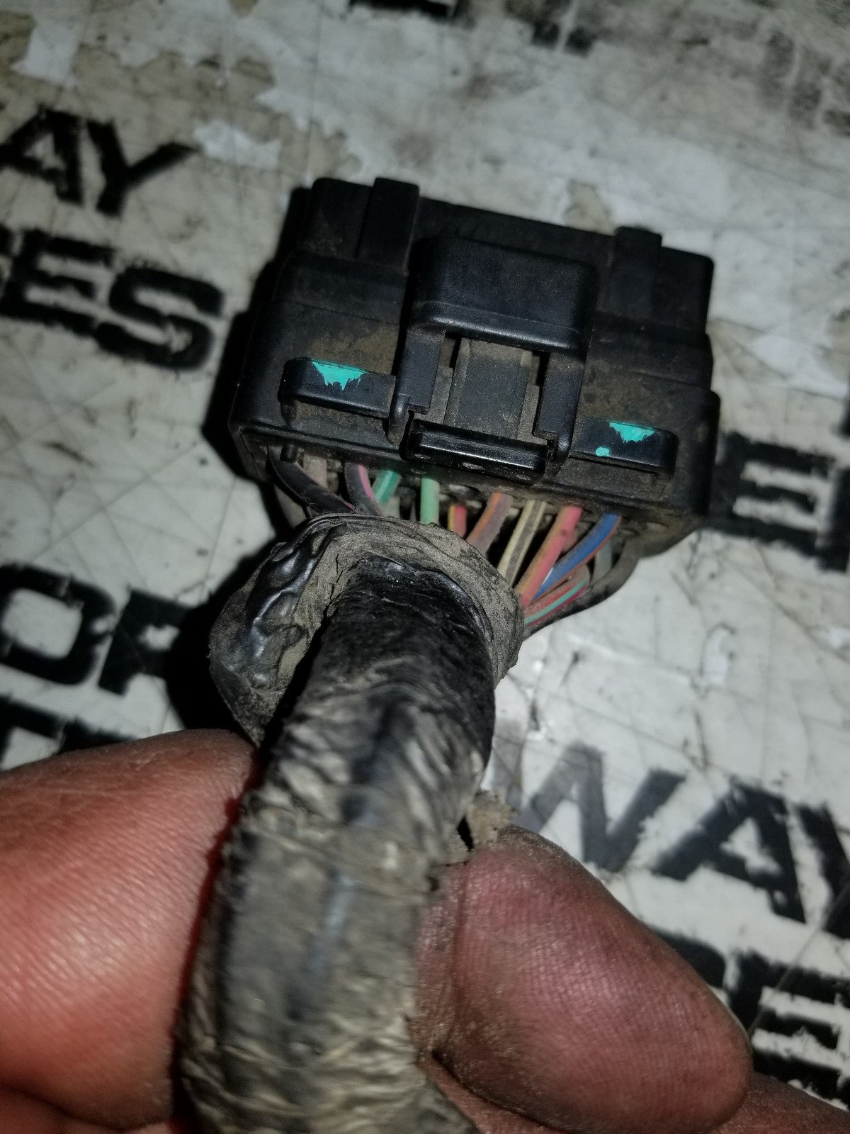 6.0L POWERSTROKE ENGINE HARNESS PIGTAIL CONNECTOR