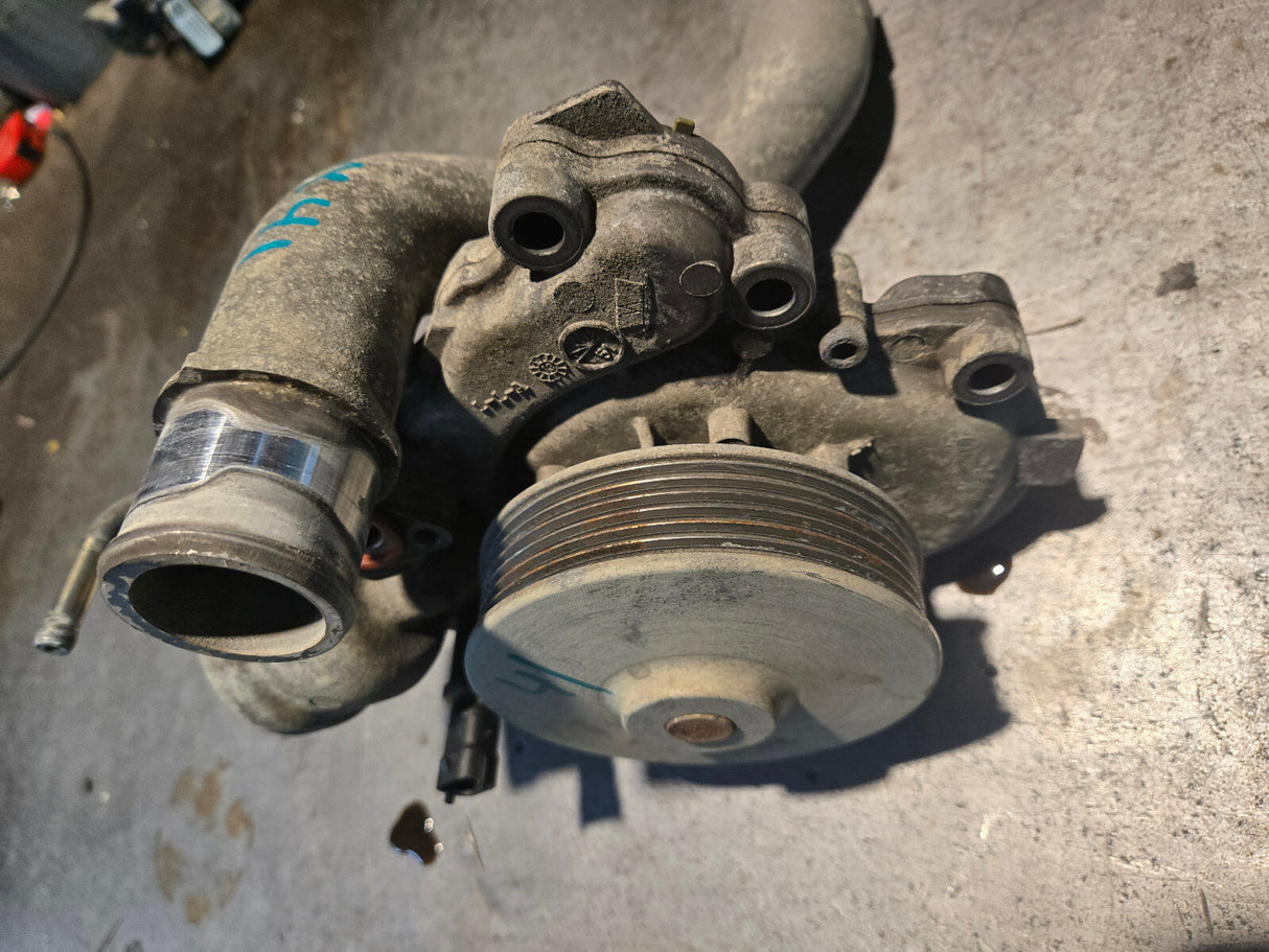 68211202AA 3.0L ECODIESEL USED WATER PUMP