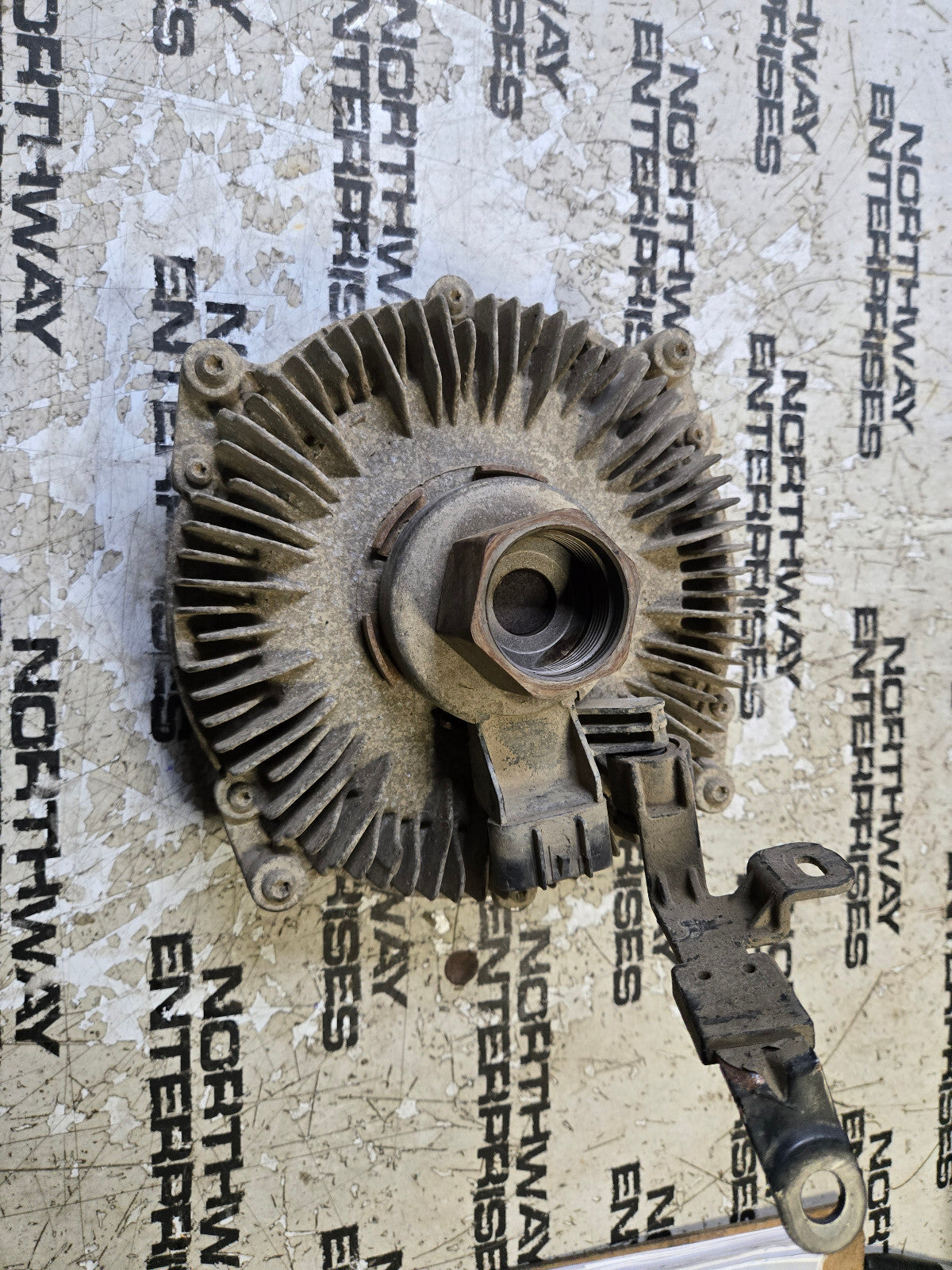 11-16 F350SD Engine Fan Clutch 6.7L Diesel Electric OEM Powerstroke YB3188