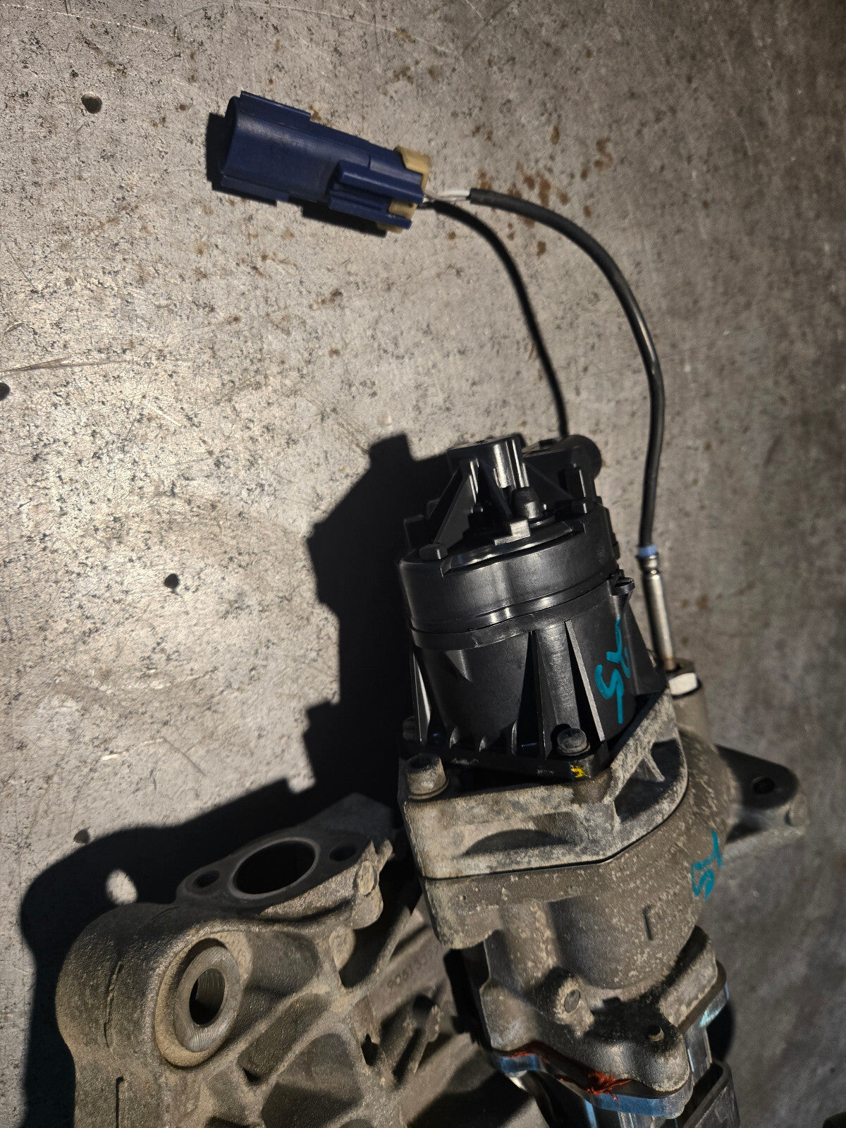 68445601AA 68211310AAA 3.0L ECODIESEL USED EGR COOLER