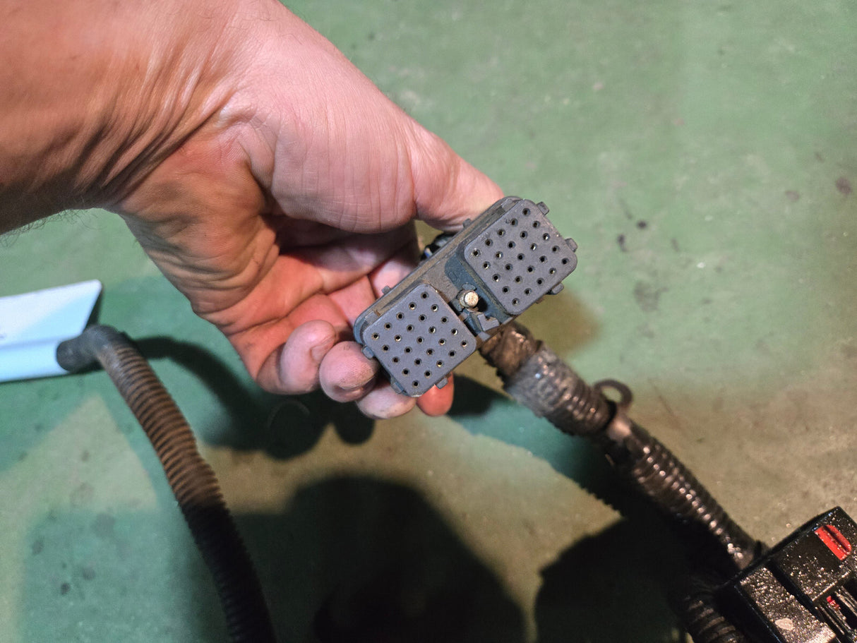 2006 3977192 CUMMINS ENGINE HARNESS MOPAR 5175541AA