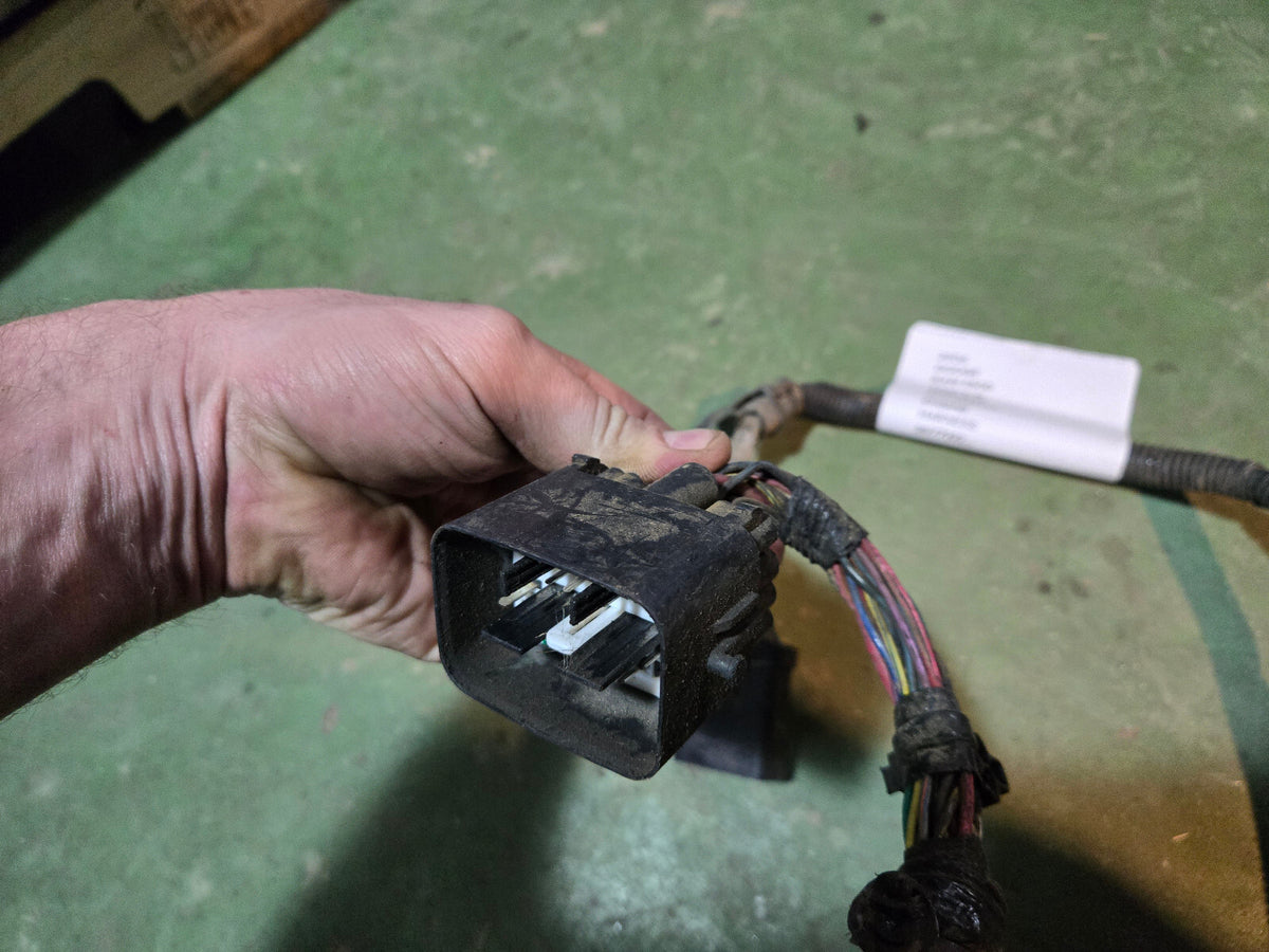 2006 3977192 CUMMINS ENGINE HARNESS MOPAR 5175541AA