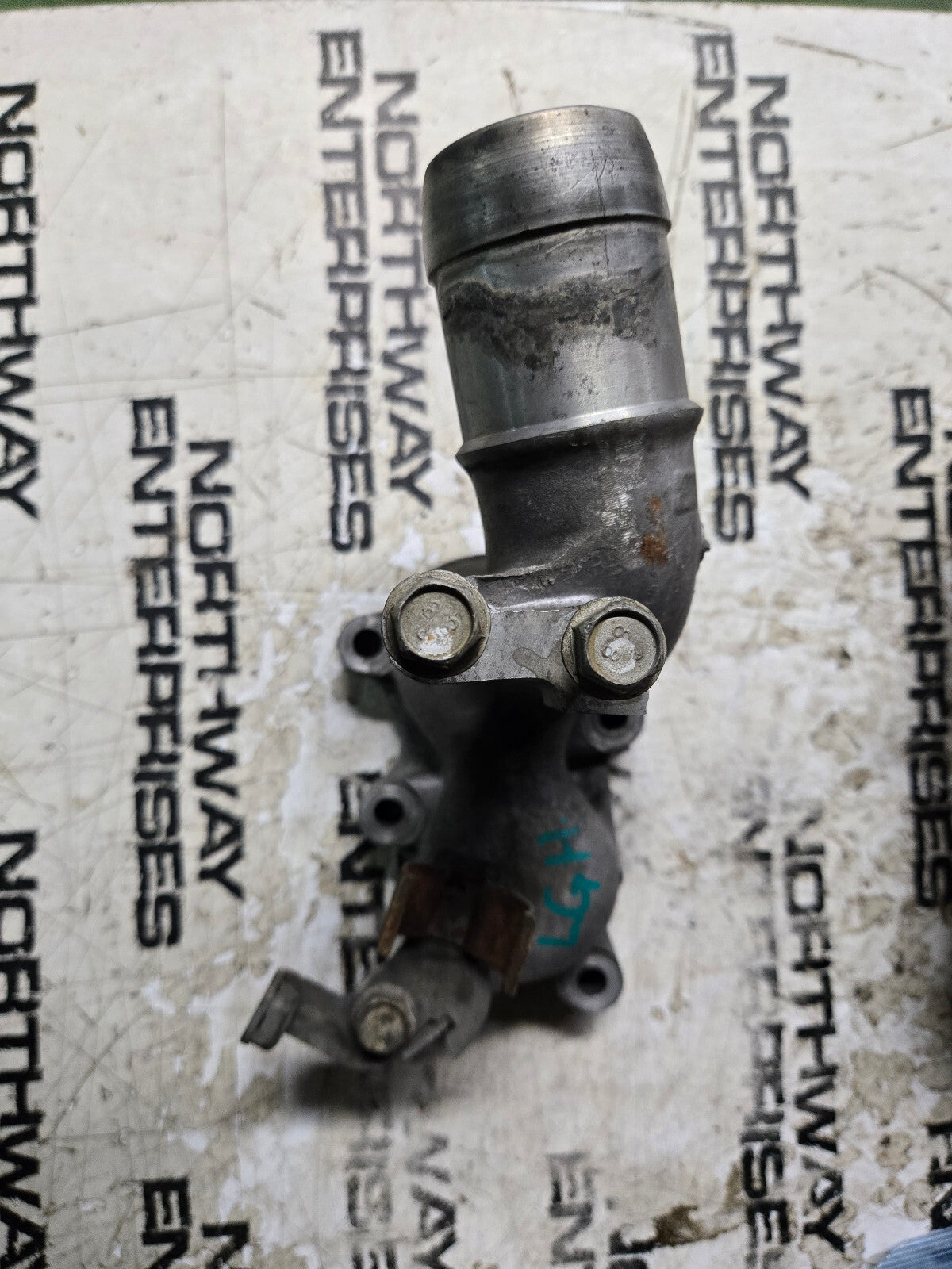 12634262 GM Engine Cooling Outlet Pipe LGH Upper Thermostat Housing