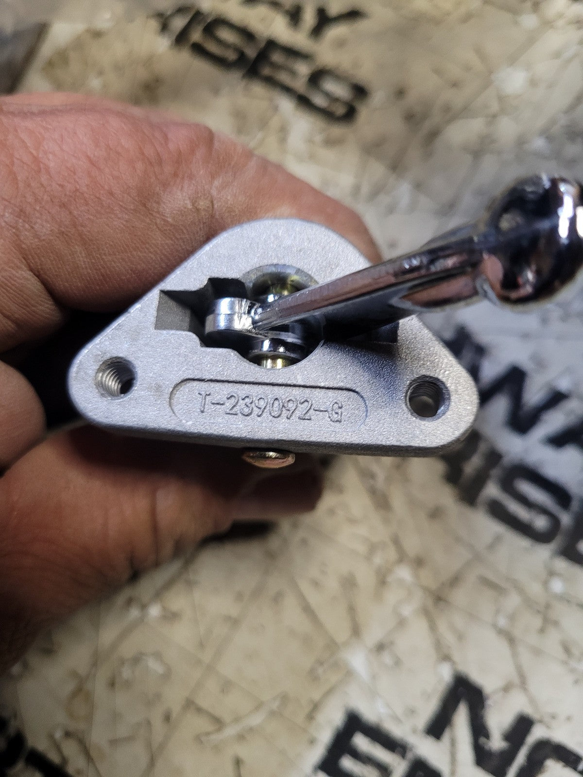 TBF229635 FS229635N TW-1 BRAKE CONTROL VALVE