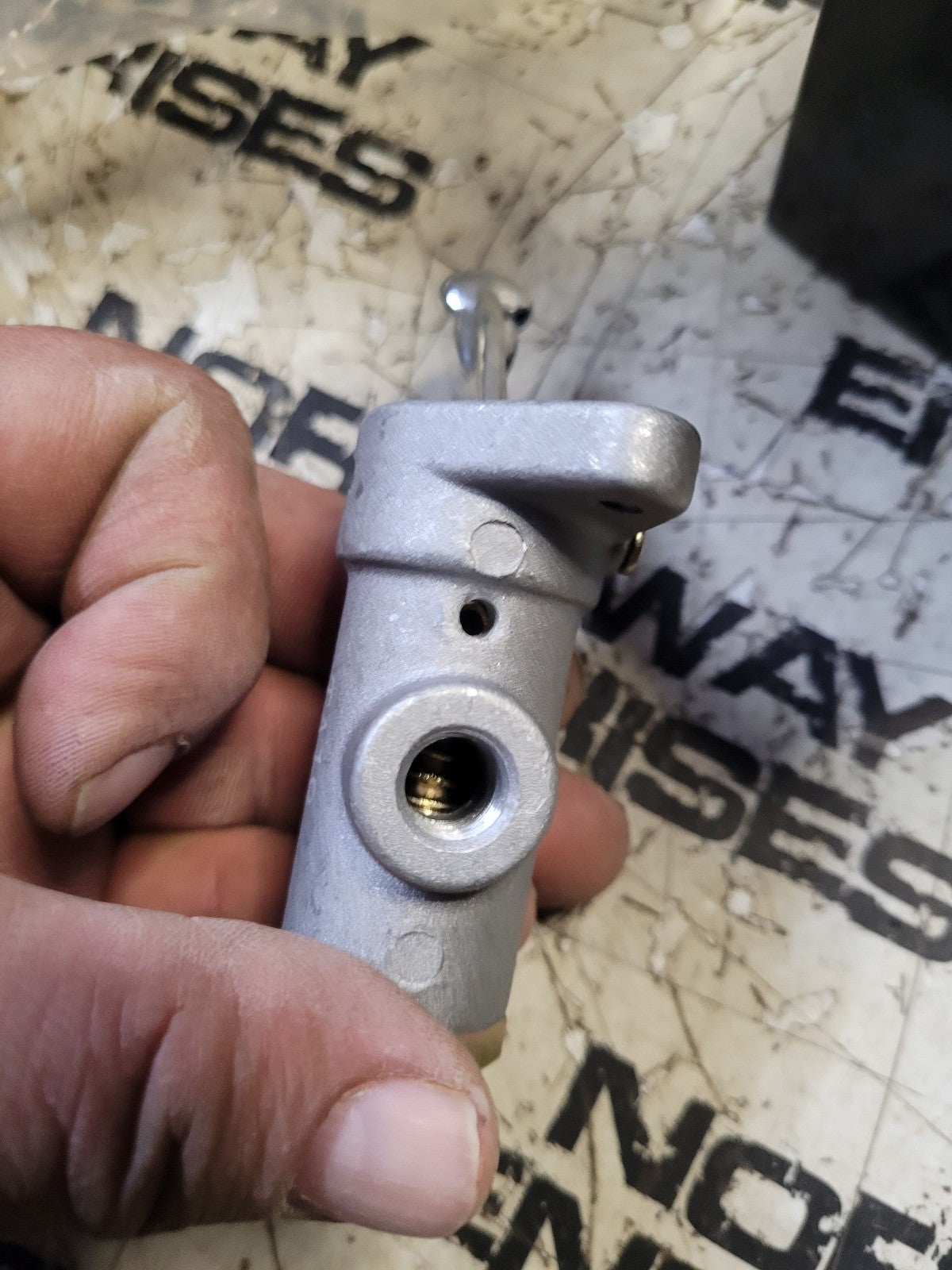 TBF229635 FS229635N TW-1 BRAKE CONTROL VALVE