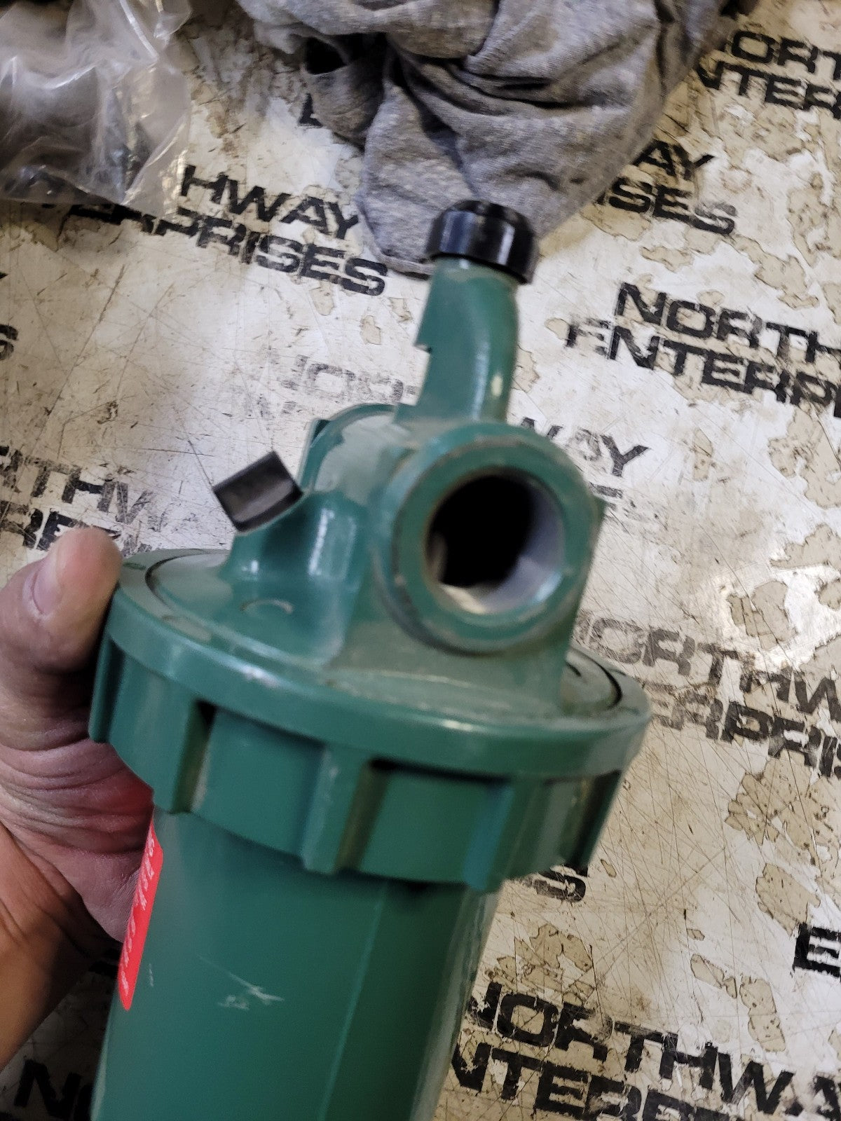 LINCOLN 600212 LUBRICATOR NEW 3/4IN, 250 PSI, 150 DEGF MAX TEMP