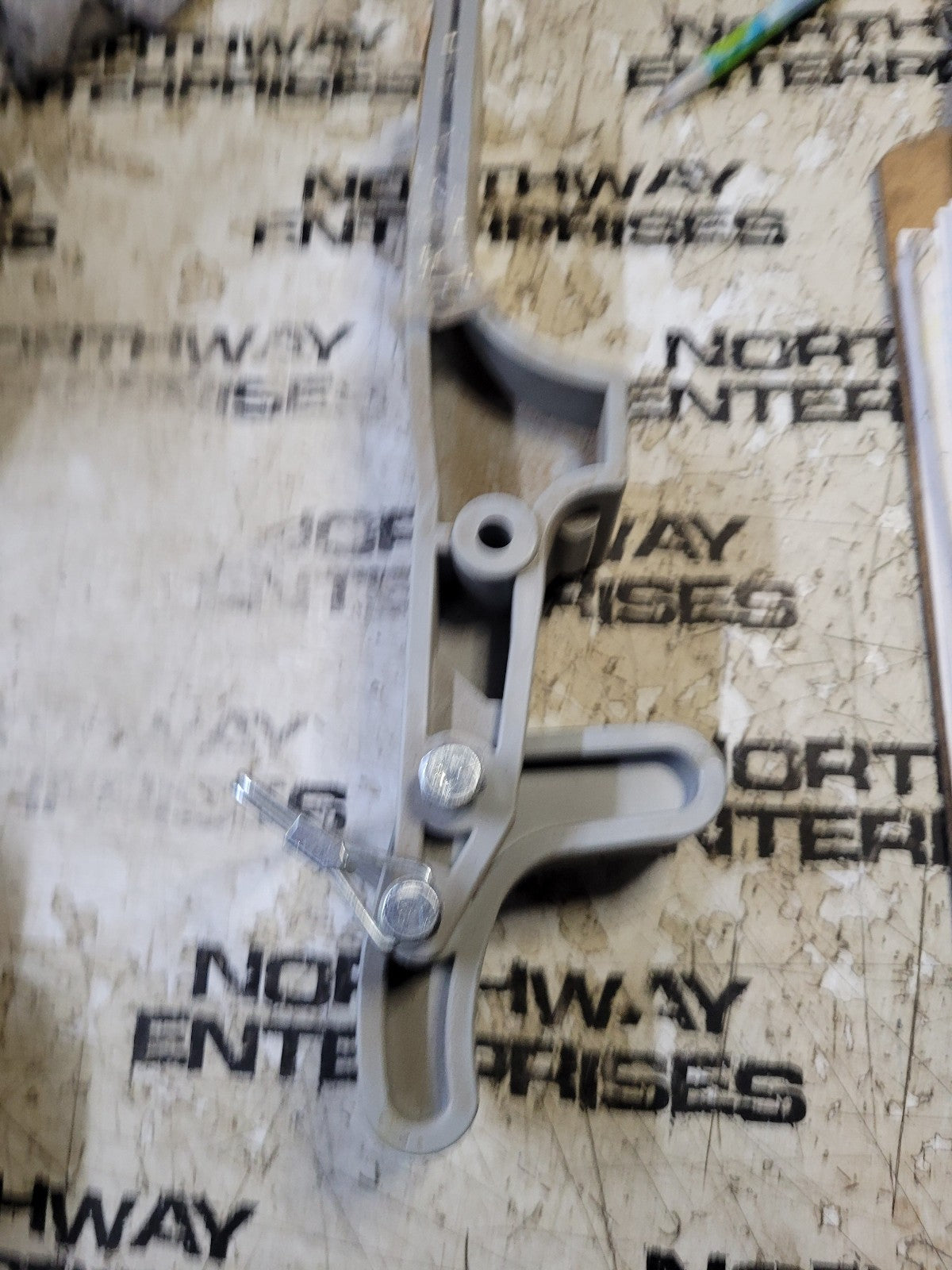 0001070301 Michel's tarp latch assembly for Select systems