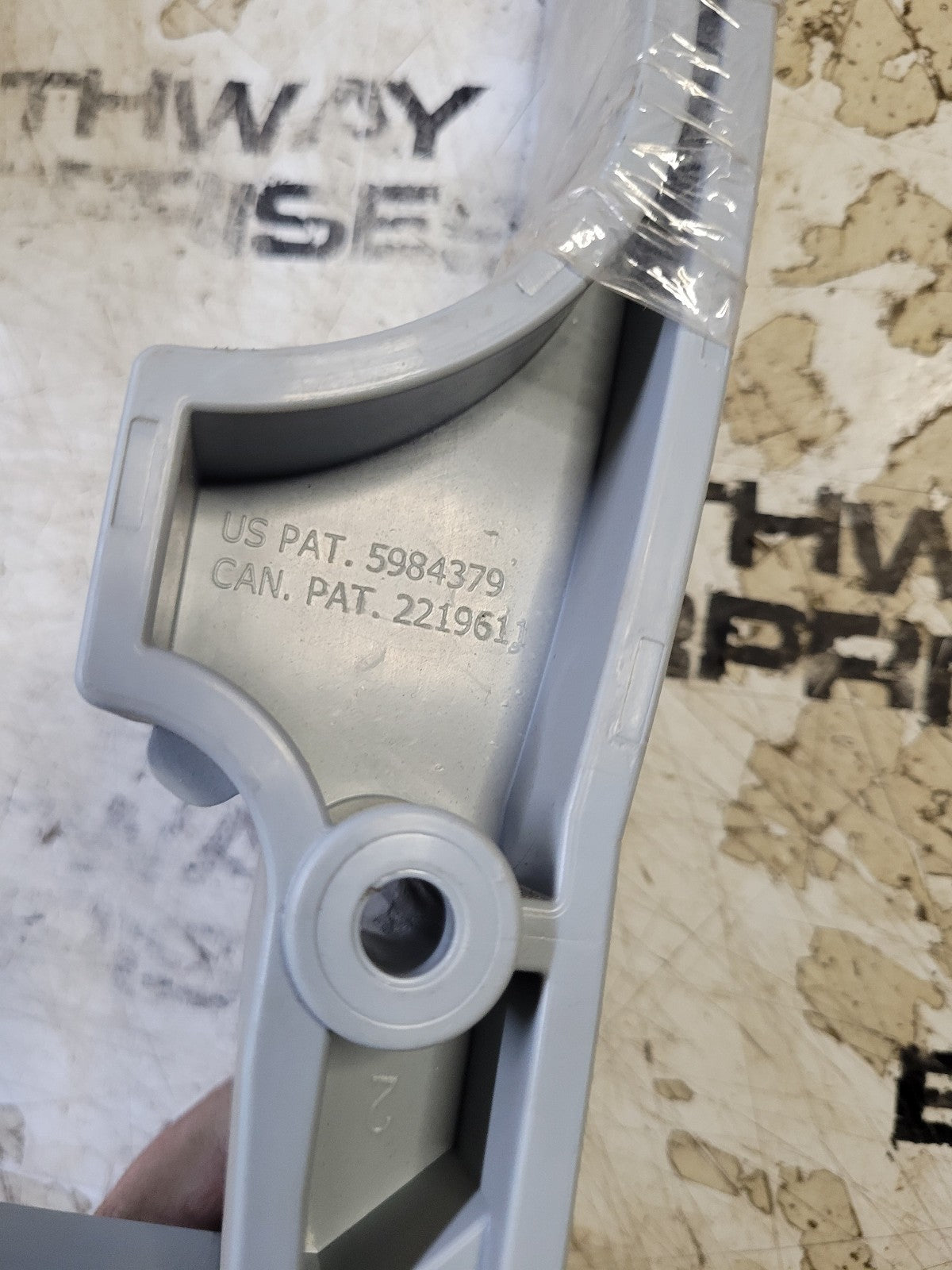 0001070301 Michel's tarp latch assembly for Select systems