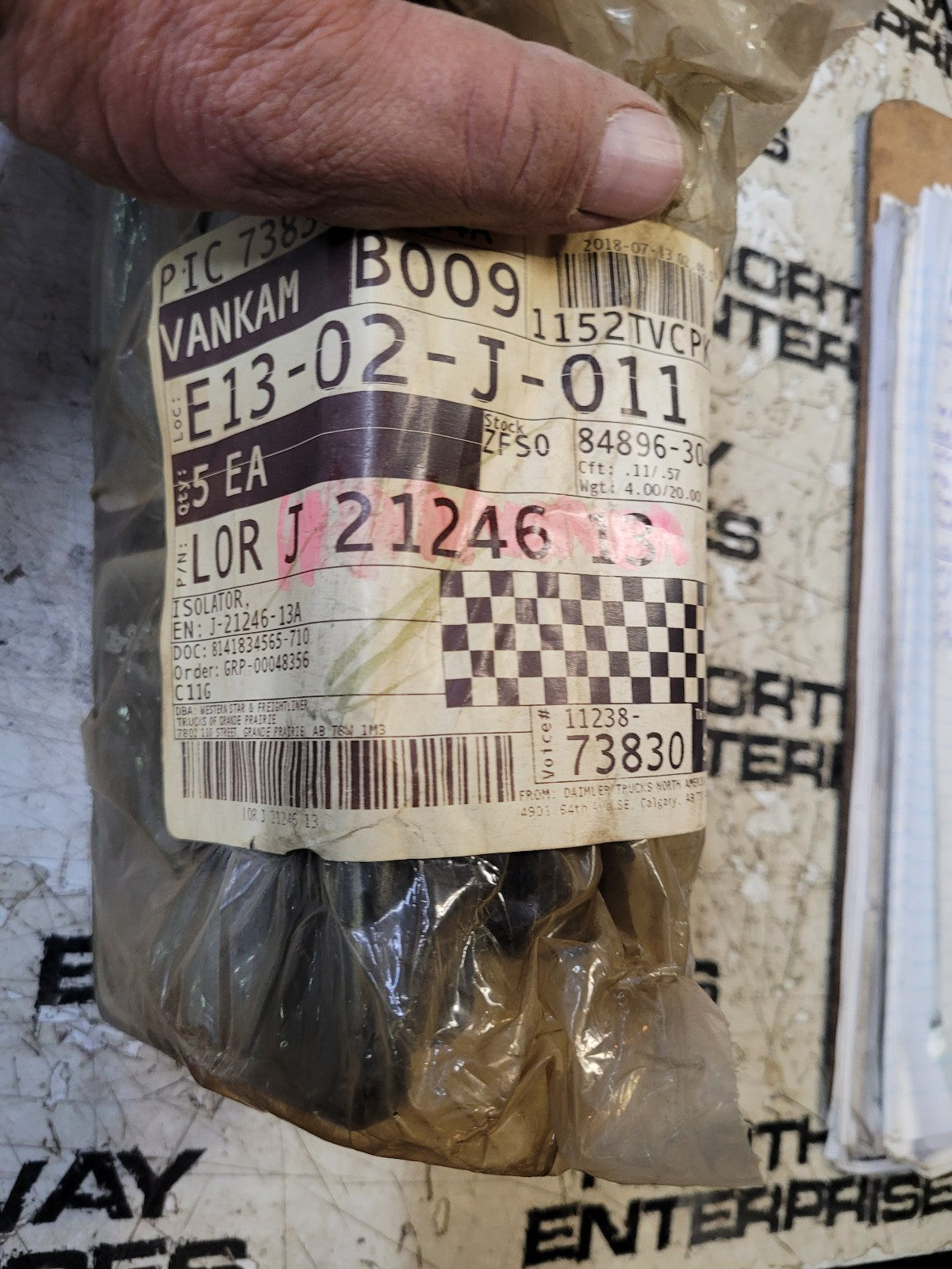 Lord J-21246-13 - ISOLATOR, LOR J2124613