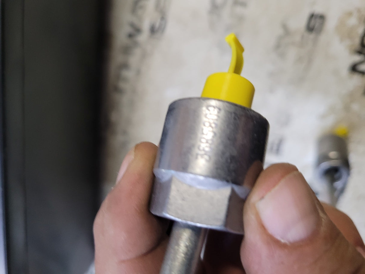 3685809 CUMMINS INJECTOR FUEL SUPPLY TUBE