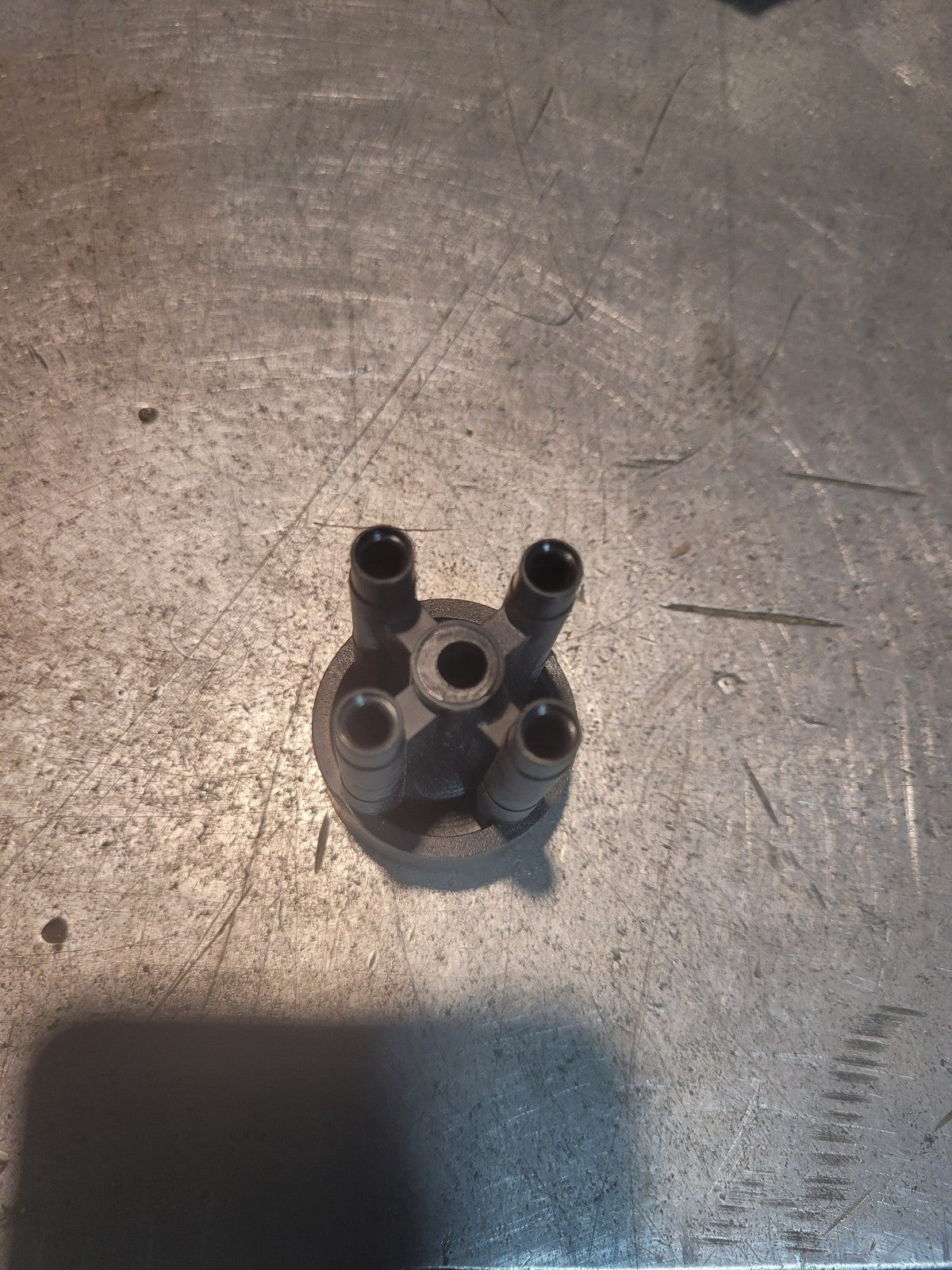 LOT OF 8PC - 0113-000010 CABLE GUIDE