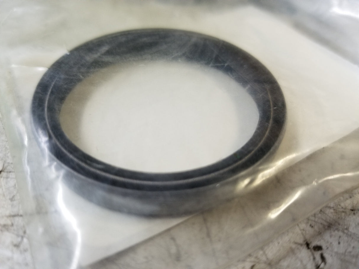 A-1860867M1 1860867M1 Input Shaft Seal for Massey Ferguson 100, 200, 300 Series