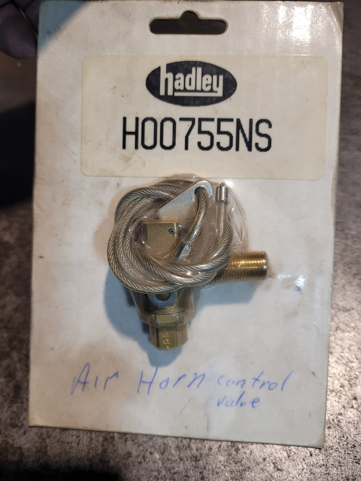 Hadley Horns H00755NS Lanyard Valve