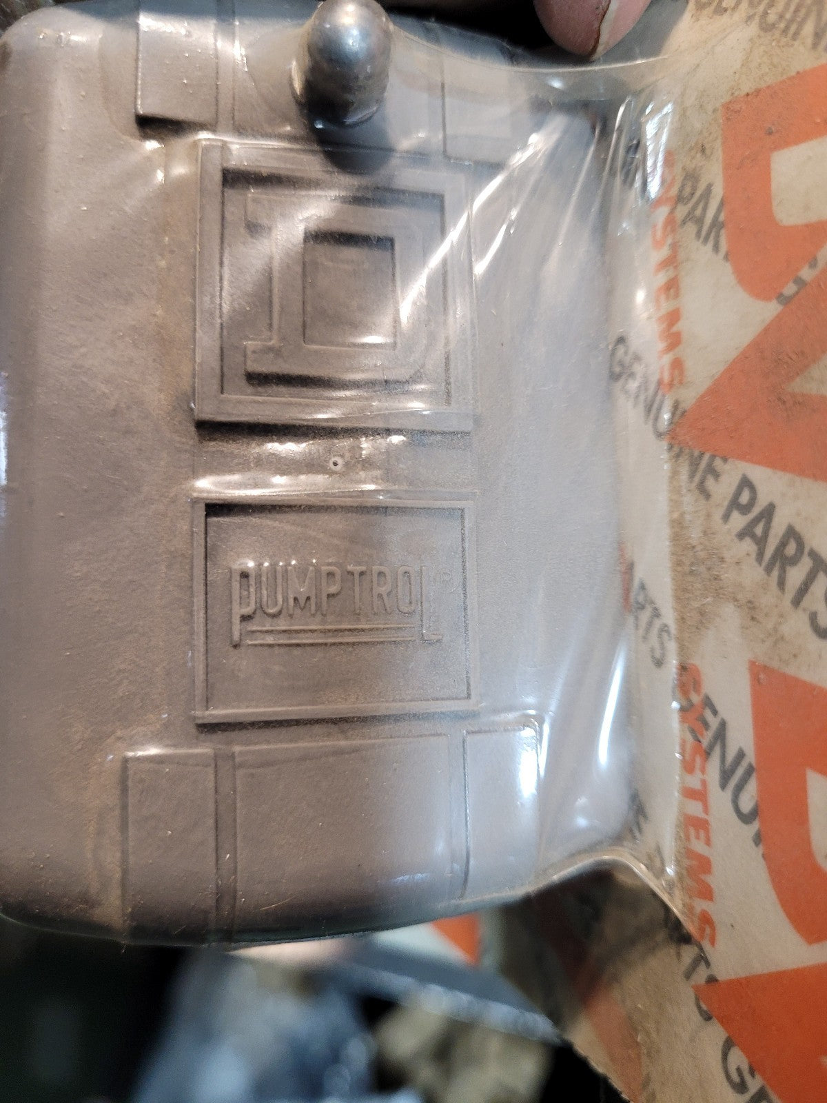 SSS-9002-U7090 DV SYSTEMS PRESSURE SWITCH