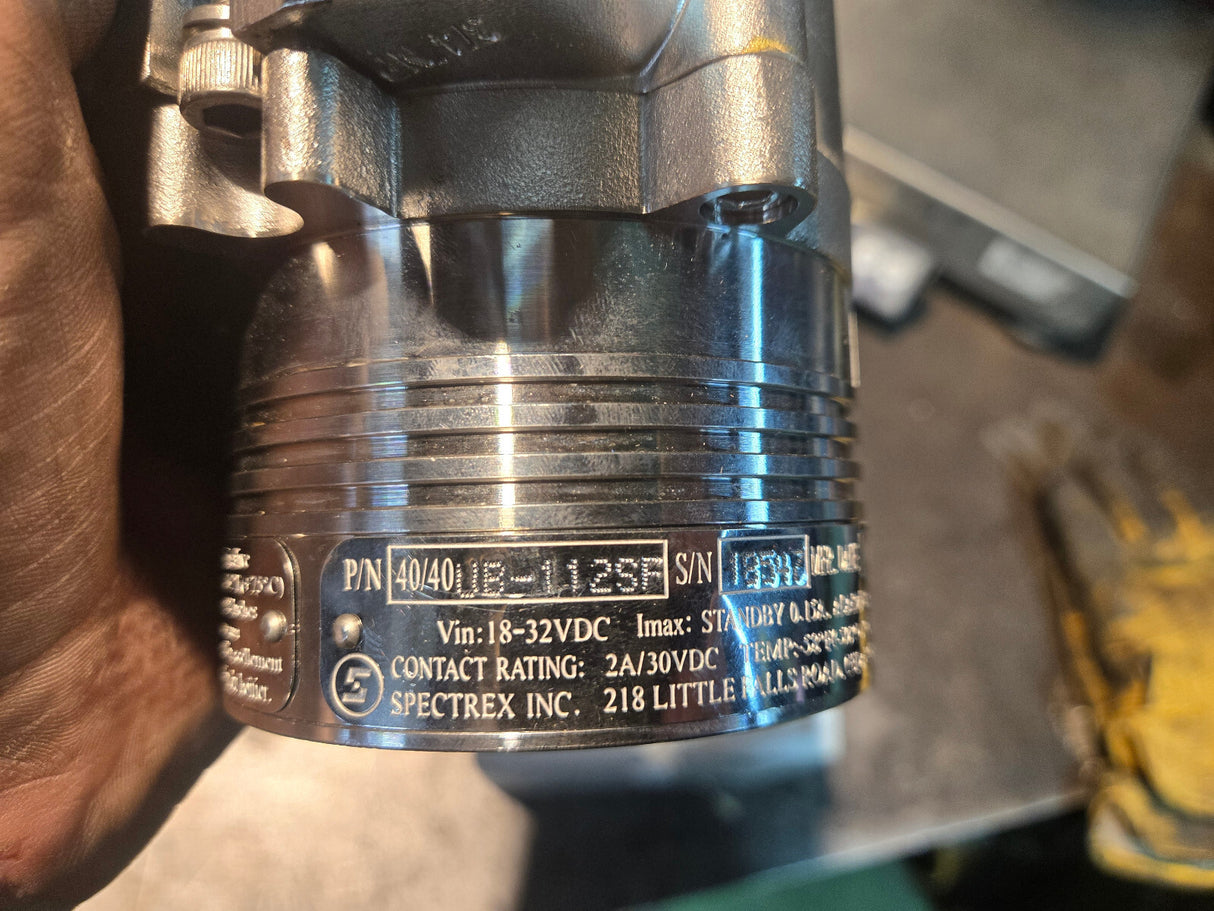 40/40UB-112SF OPTICAL FLAME DETECTOR WITH RAIN & SUN COVER