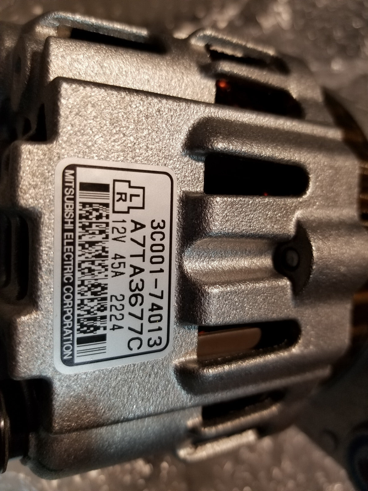 3C001-74013 GENUINE KUBOTA ALTERNATOR