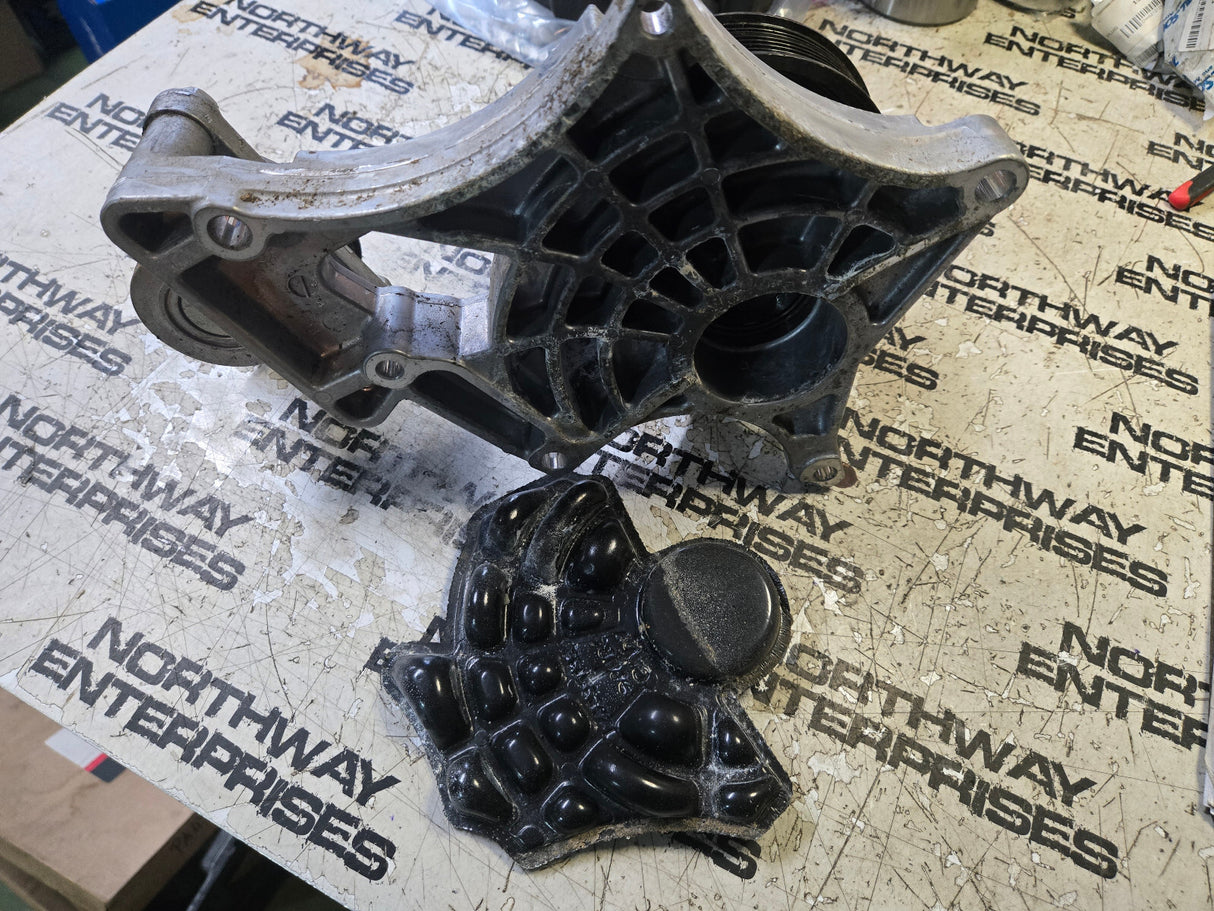 12714130 GM OEM L5P Fan Pulley Assembly 2020-2023