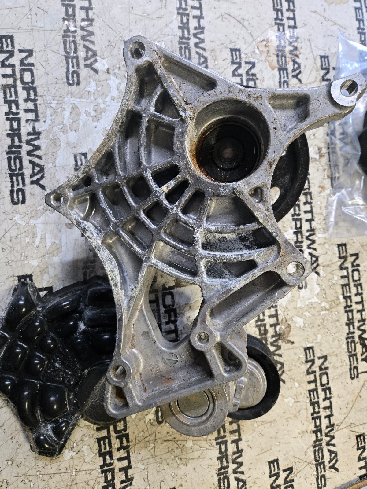 12714130 GM OEM L5P Fan Pulley Assembly 2020-2023