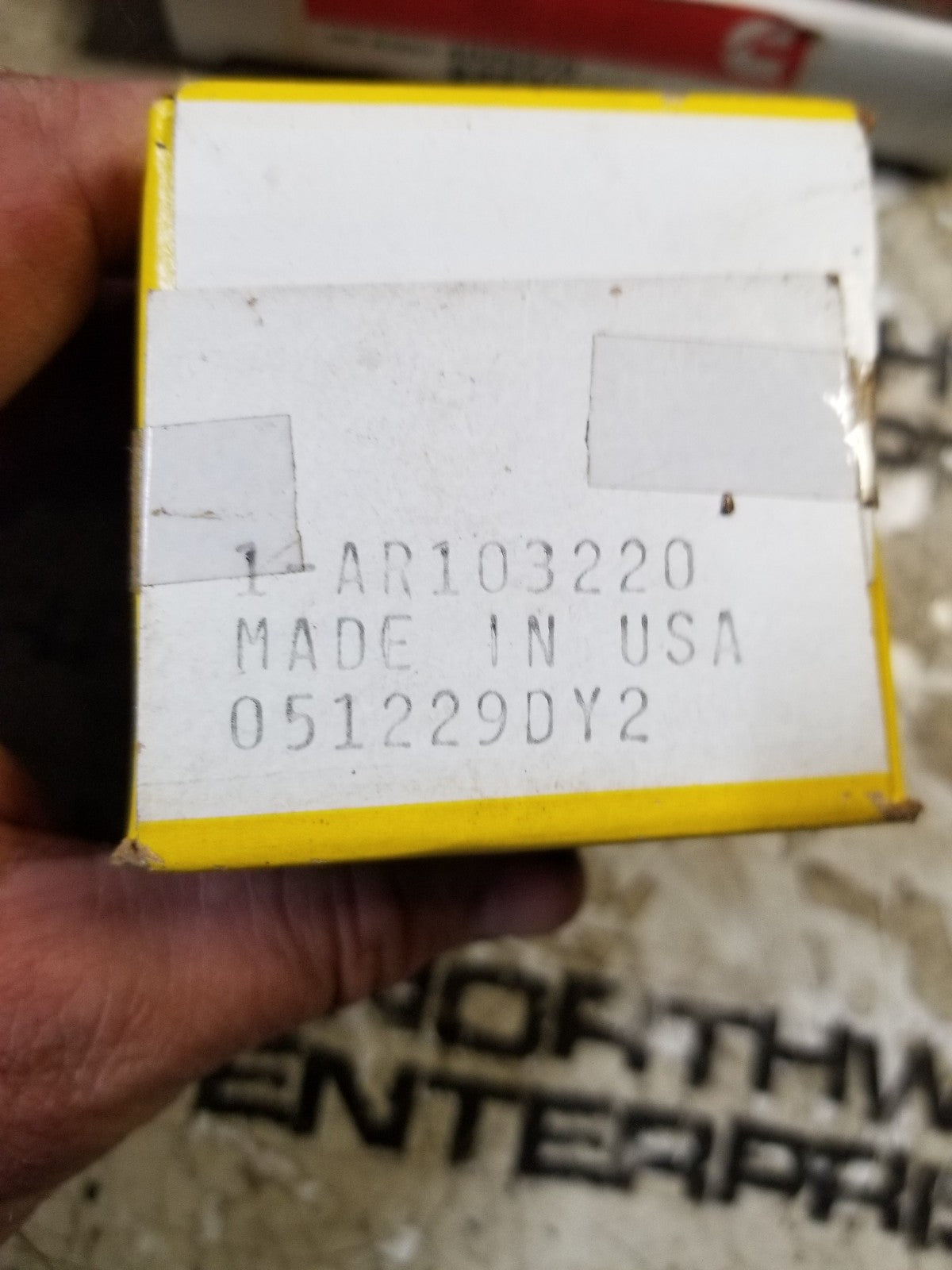 AR103220 JOHN DEERE INLINE FUEL FILTER