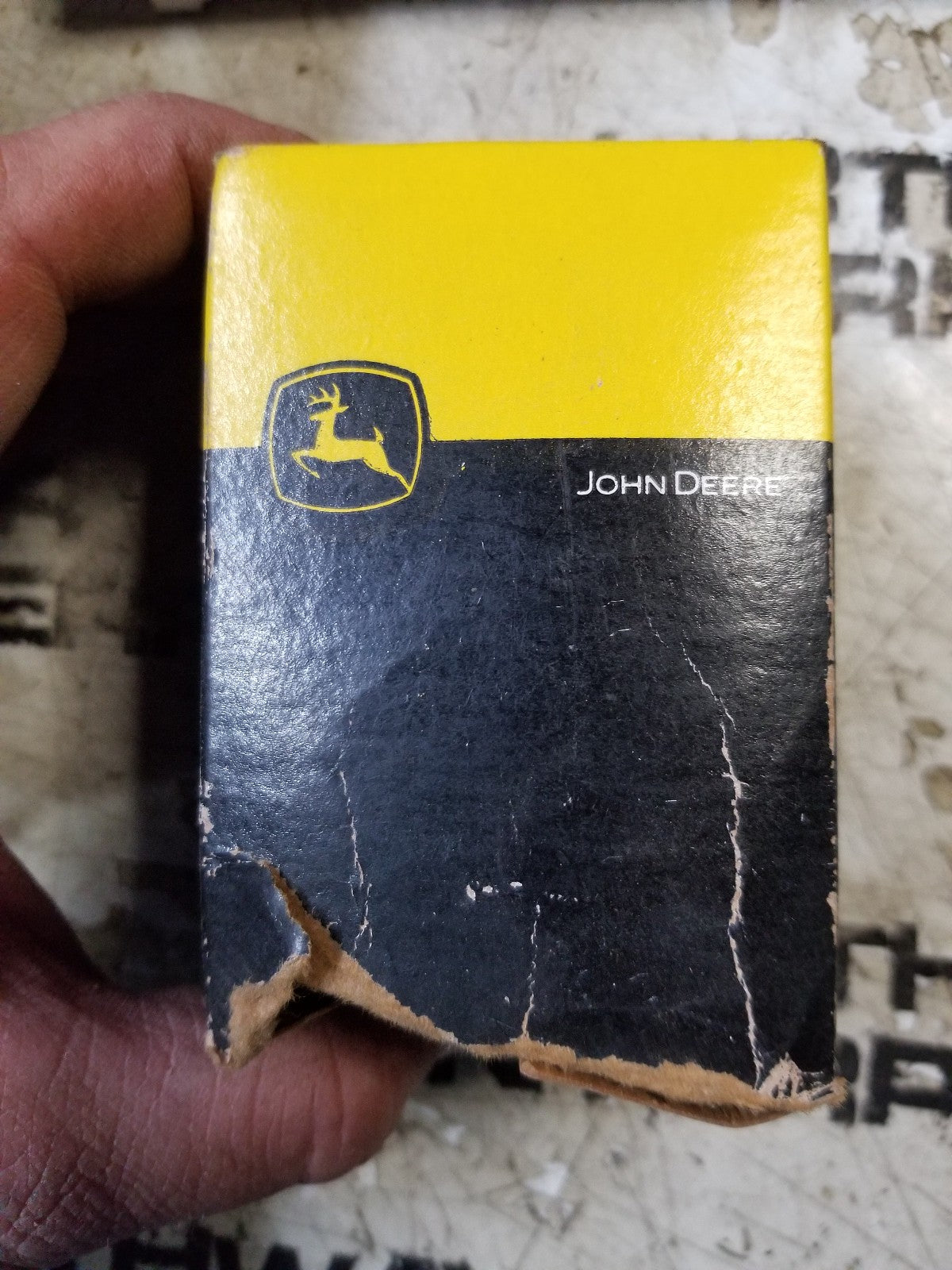 AR103220 JOHN DEERE INLINE FUEL FILTER