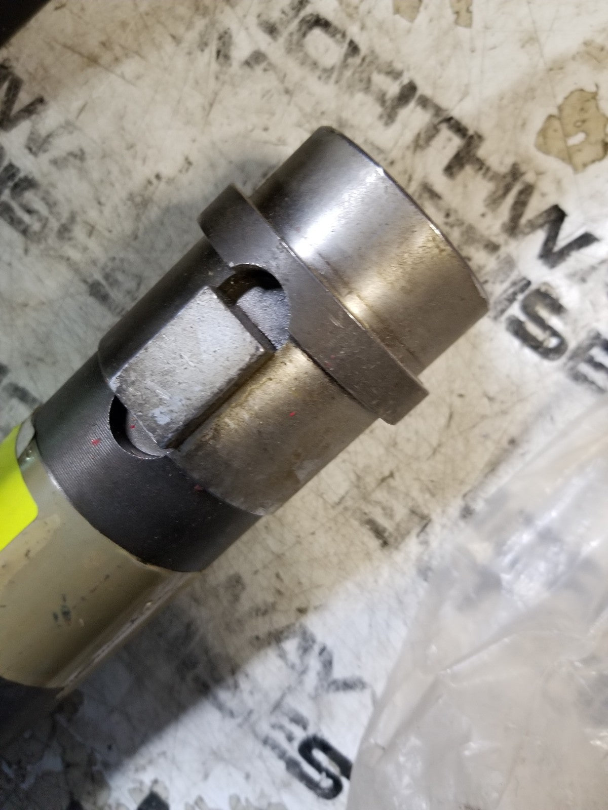 KT99251138 AXLE SHAFT 99.251.138