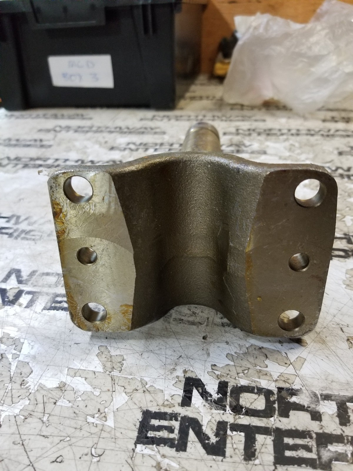 153267100 SHAFT BRABER EQUIPMENT